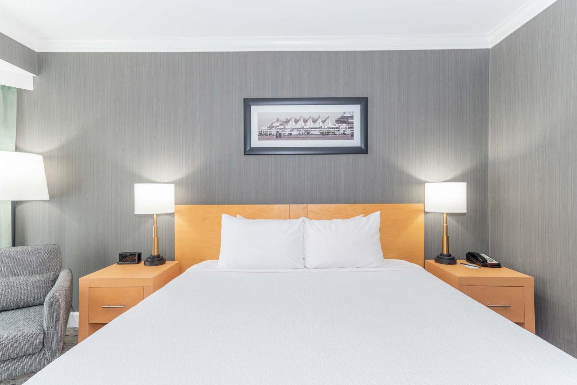 Standard Room 1 King Bed Provincial Wing