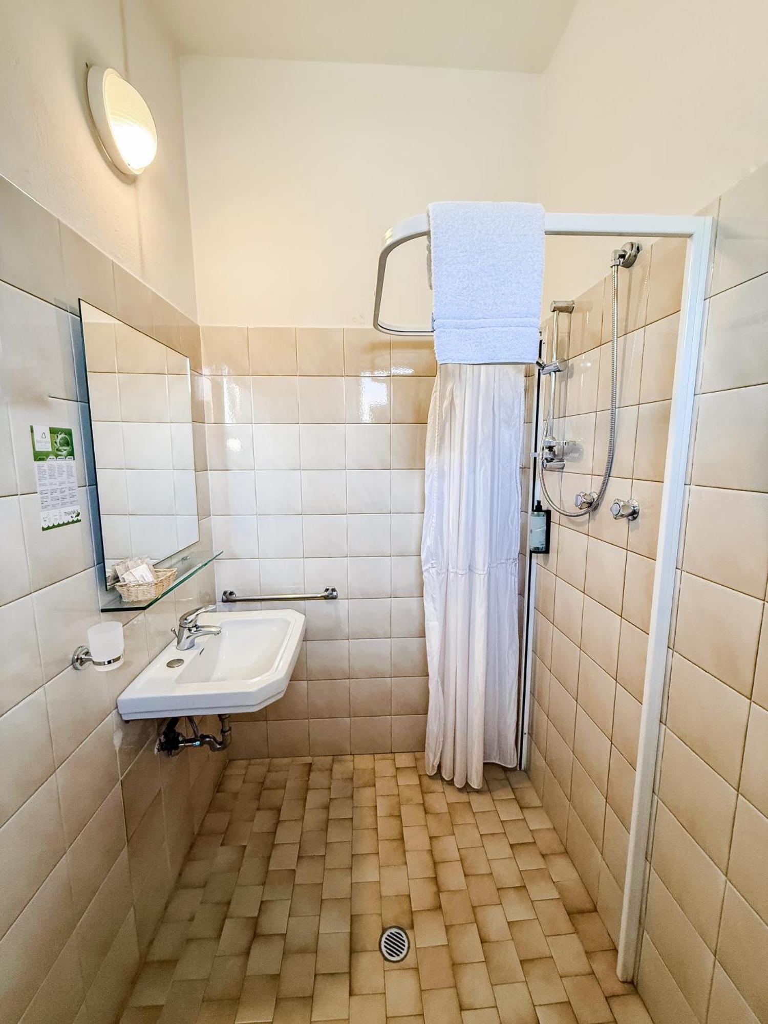 Standard Double or Twin Room Balcony