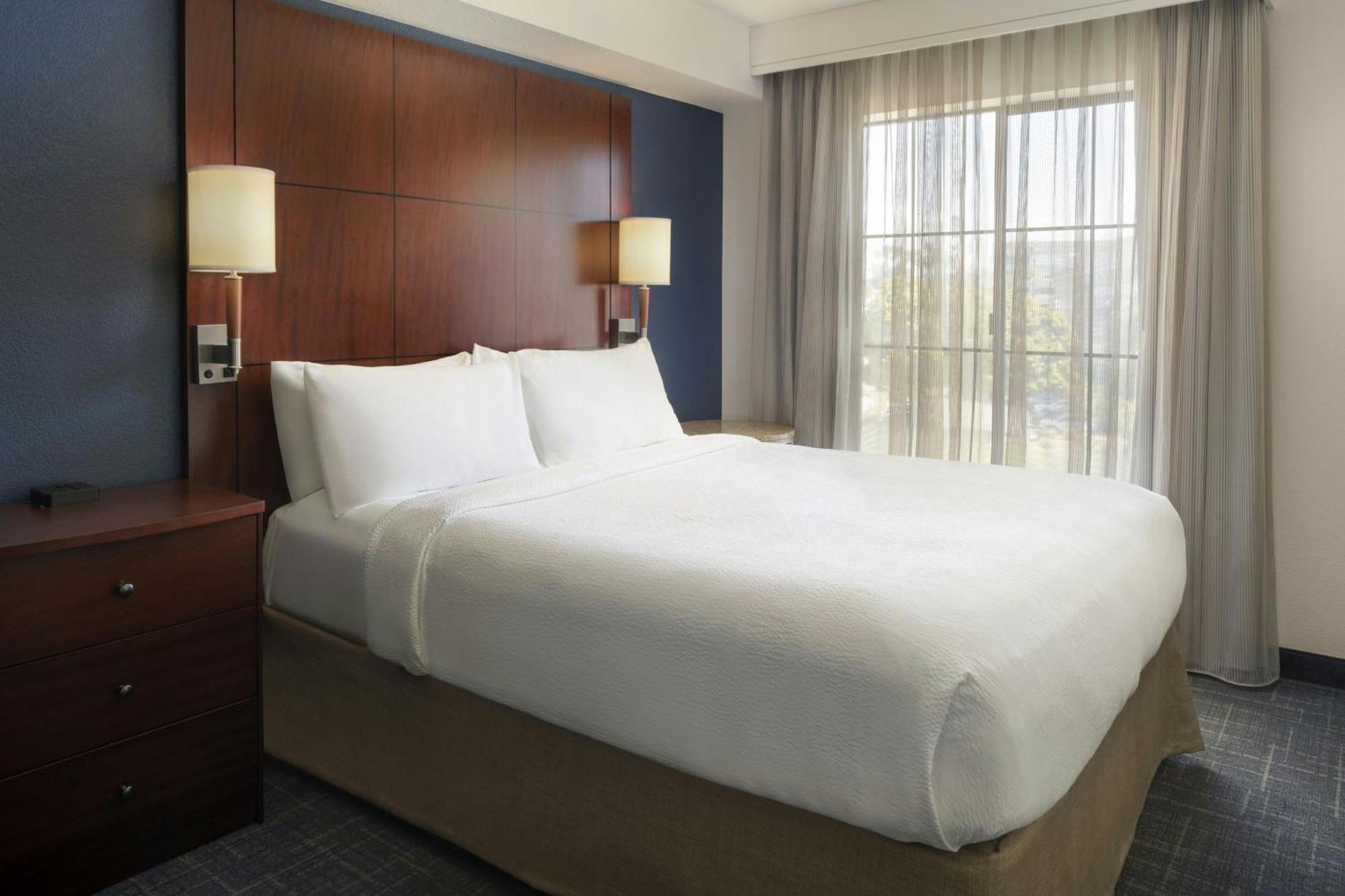 Two-Bedroom King Suite