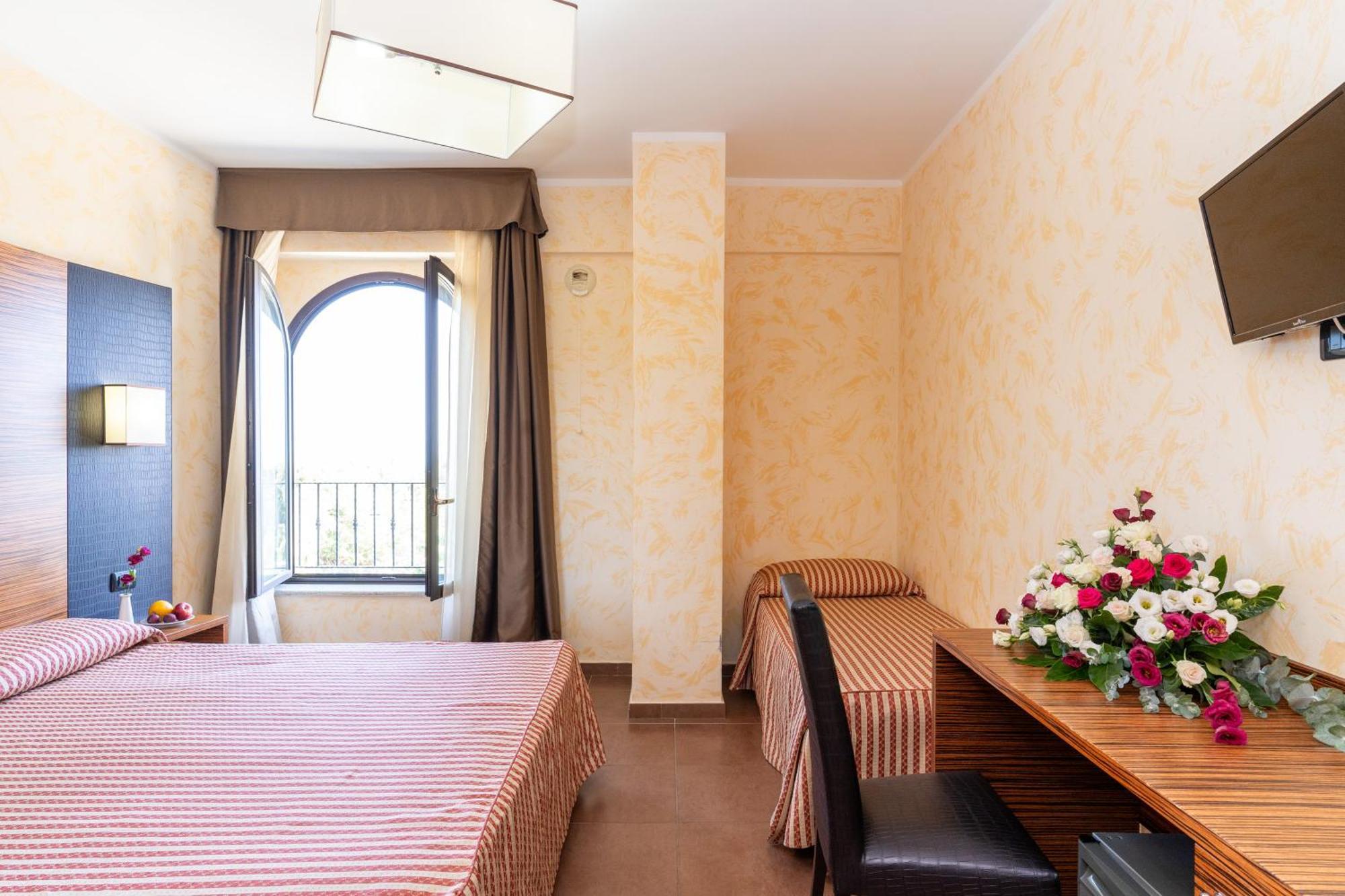 Triple Room Sea View,1677849849:JPEG