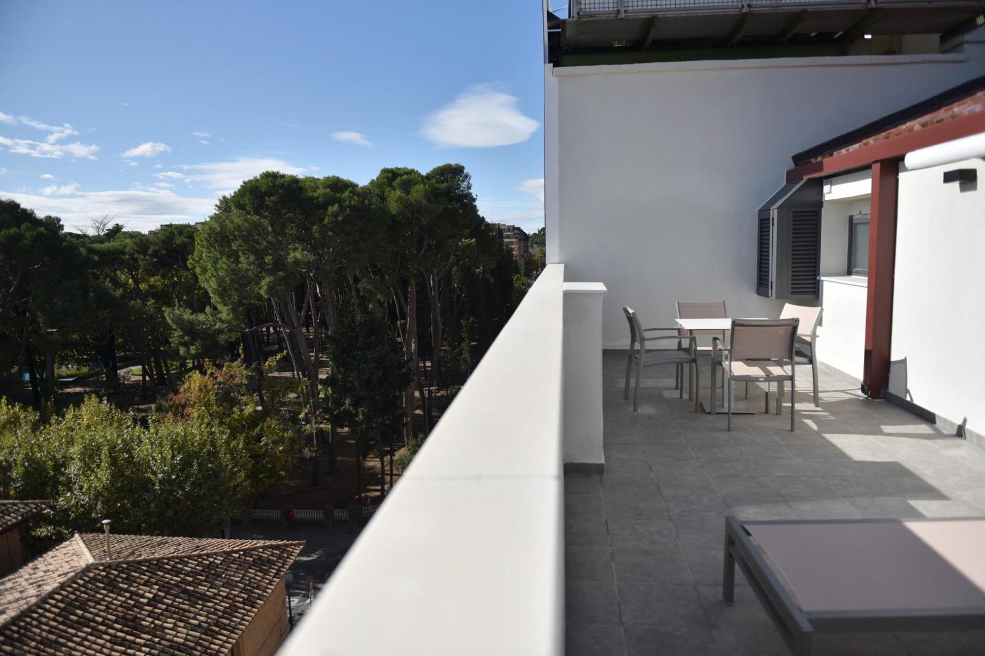 Double or Twin Room Terrace