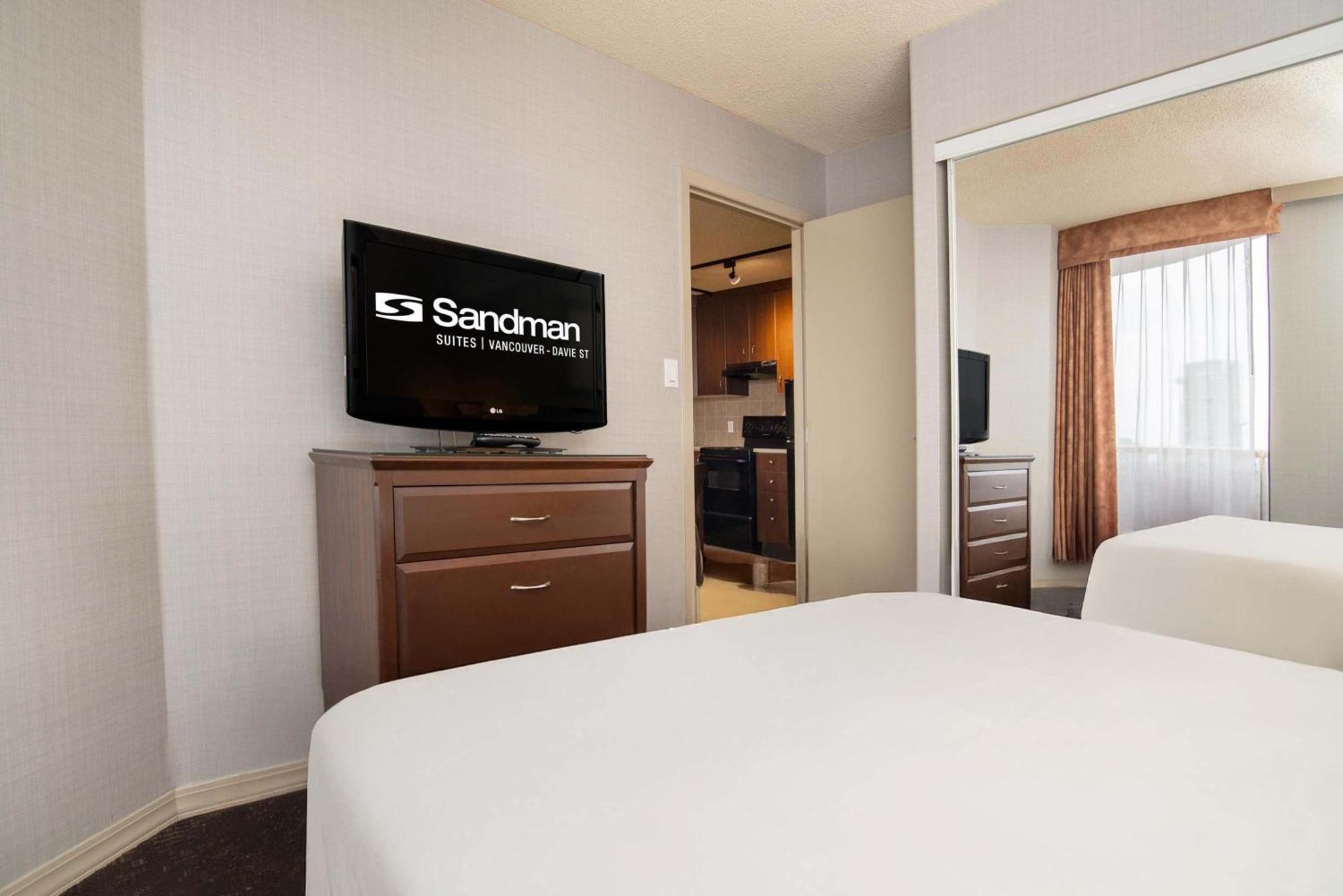 City View Suite 1 Queen Bed Sofa Bed Kitchen W or D Balcony