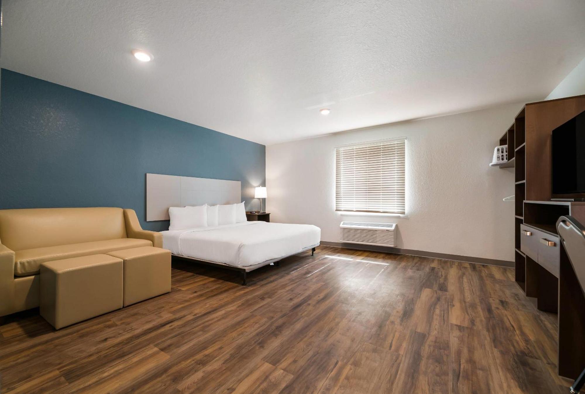 King Room - Non-Smoking