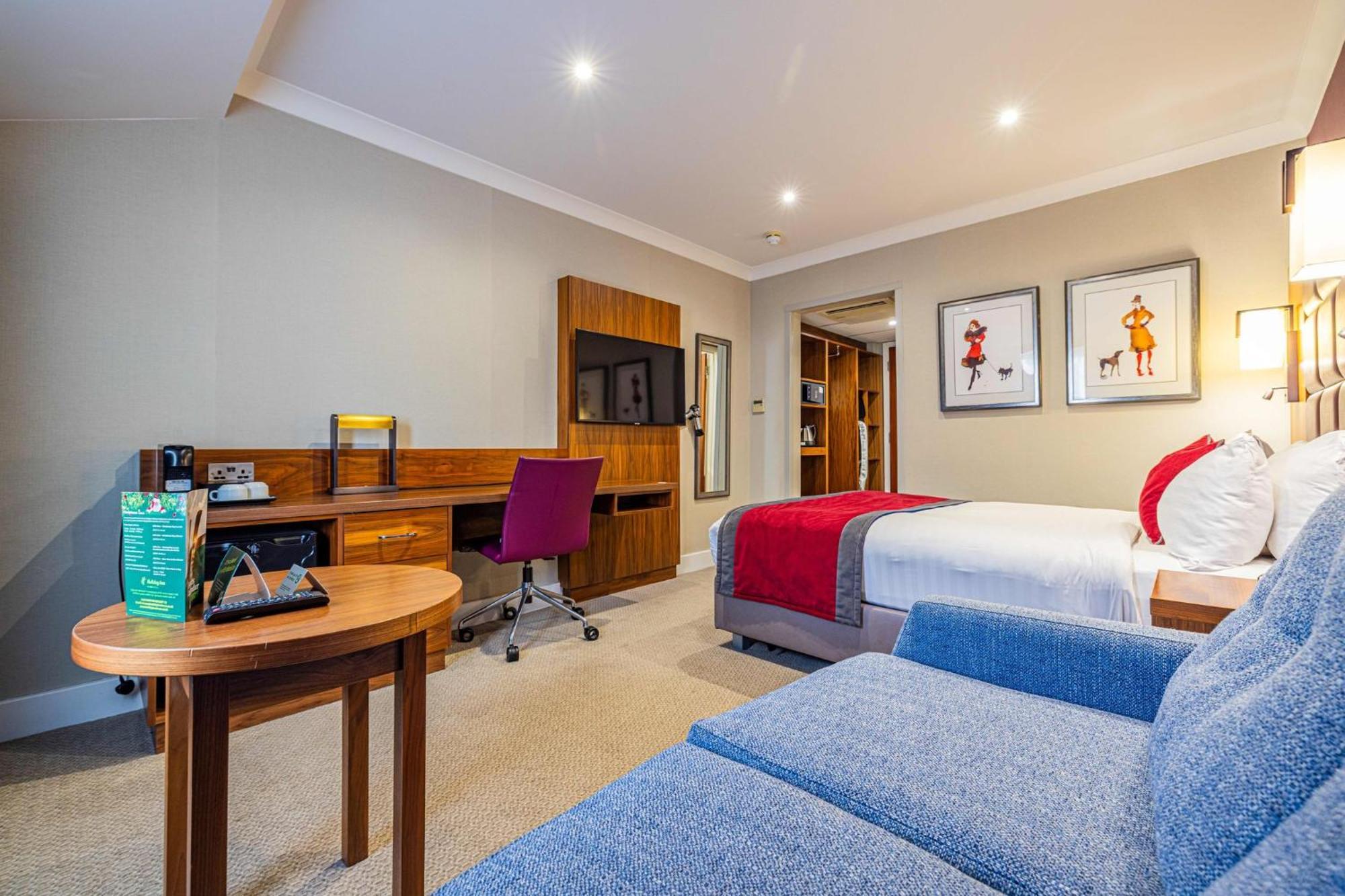 Standard King Room