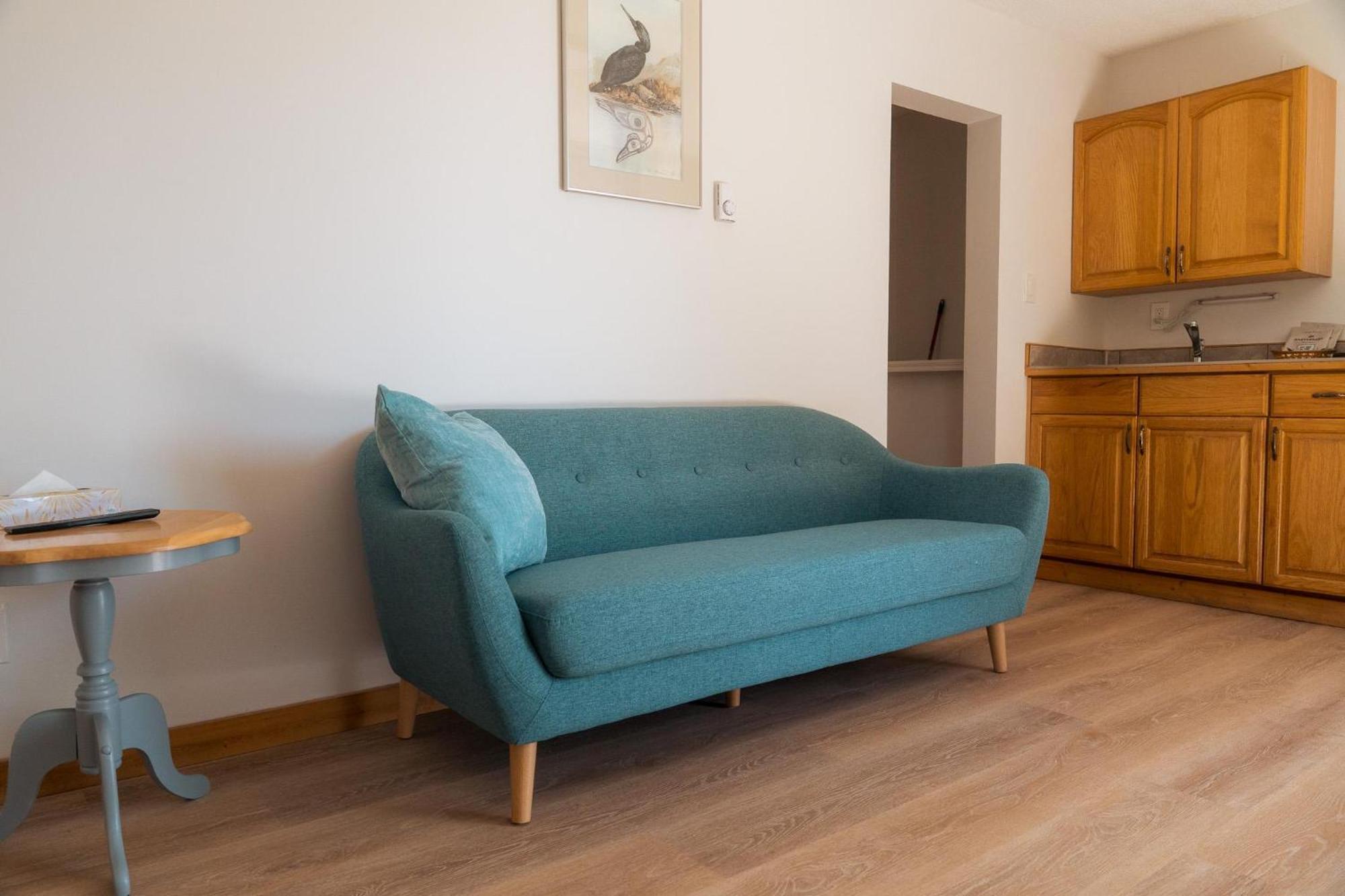 One Bedroom Suite with Kitchen