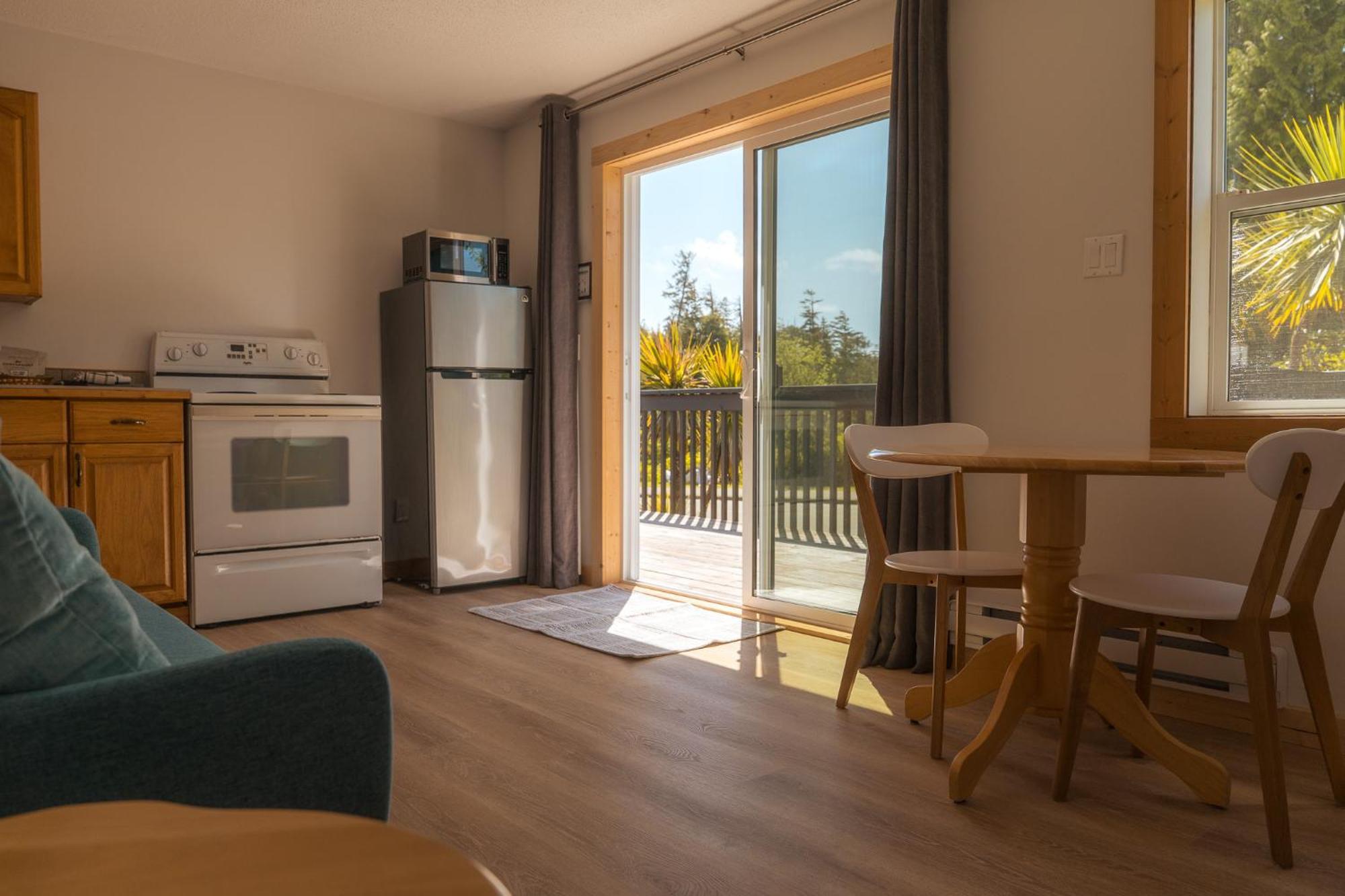 One Bedroom Suite Kitchen