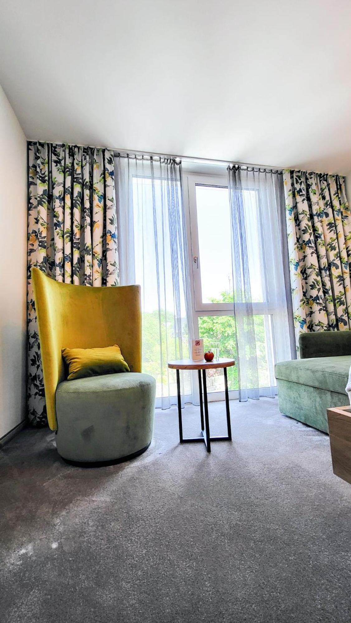 Family Room One Double One Single Bed Walk Shower