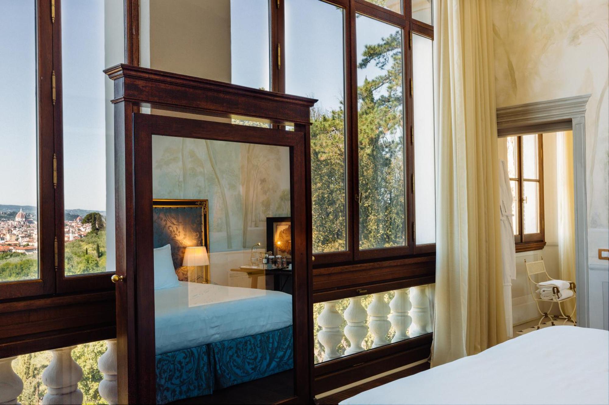 Junior Suite Cathedral View