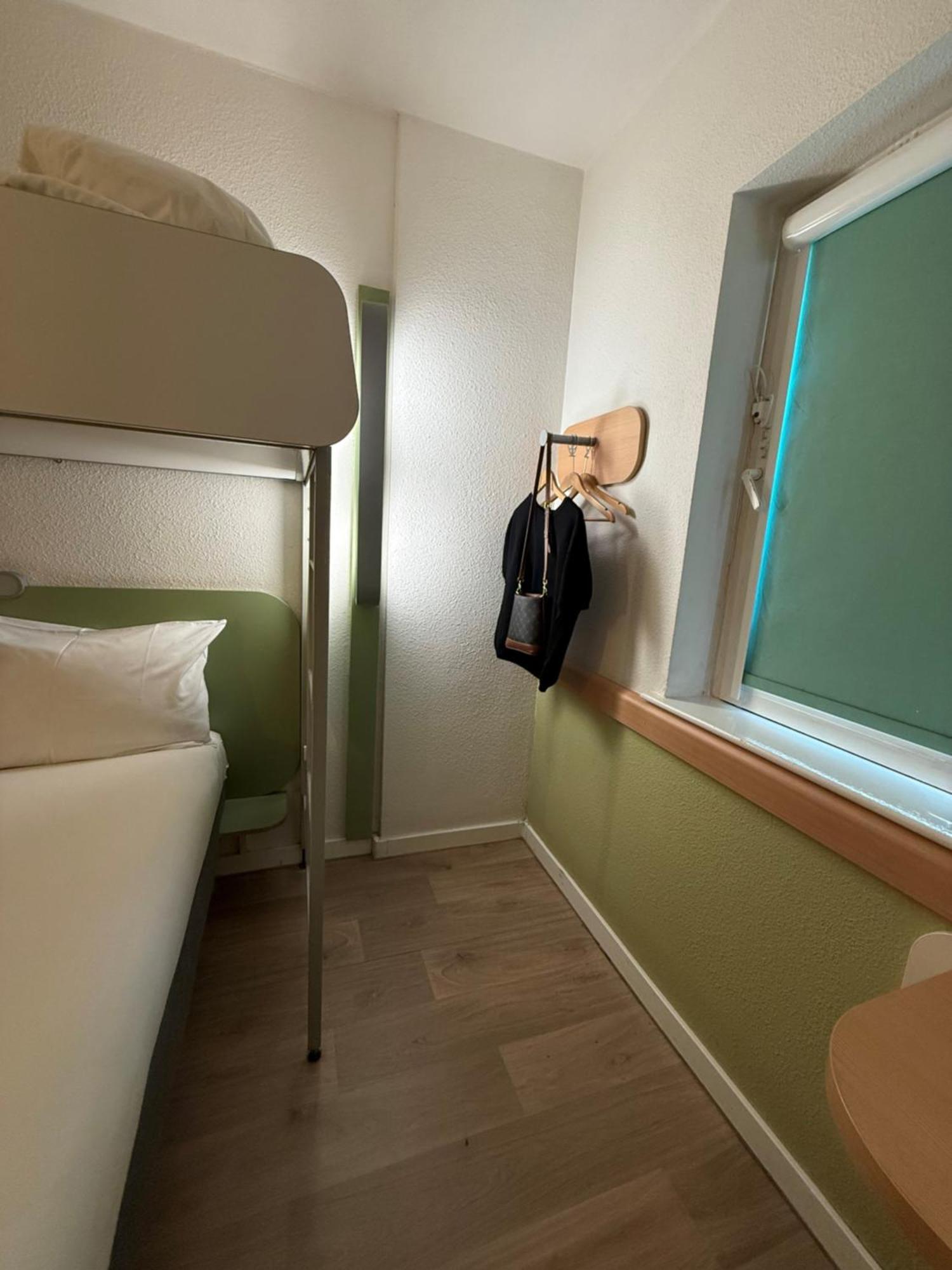 Triple Room One Double Bed One Bunk Bed