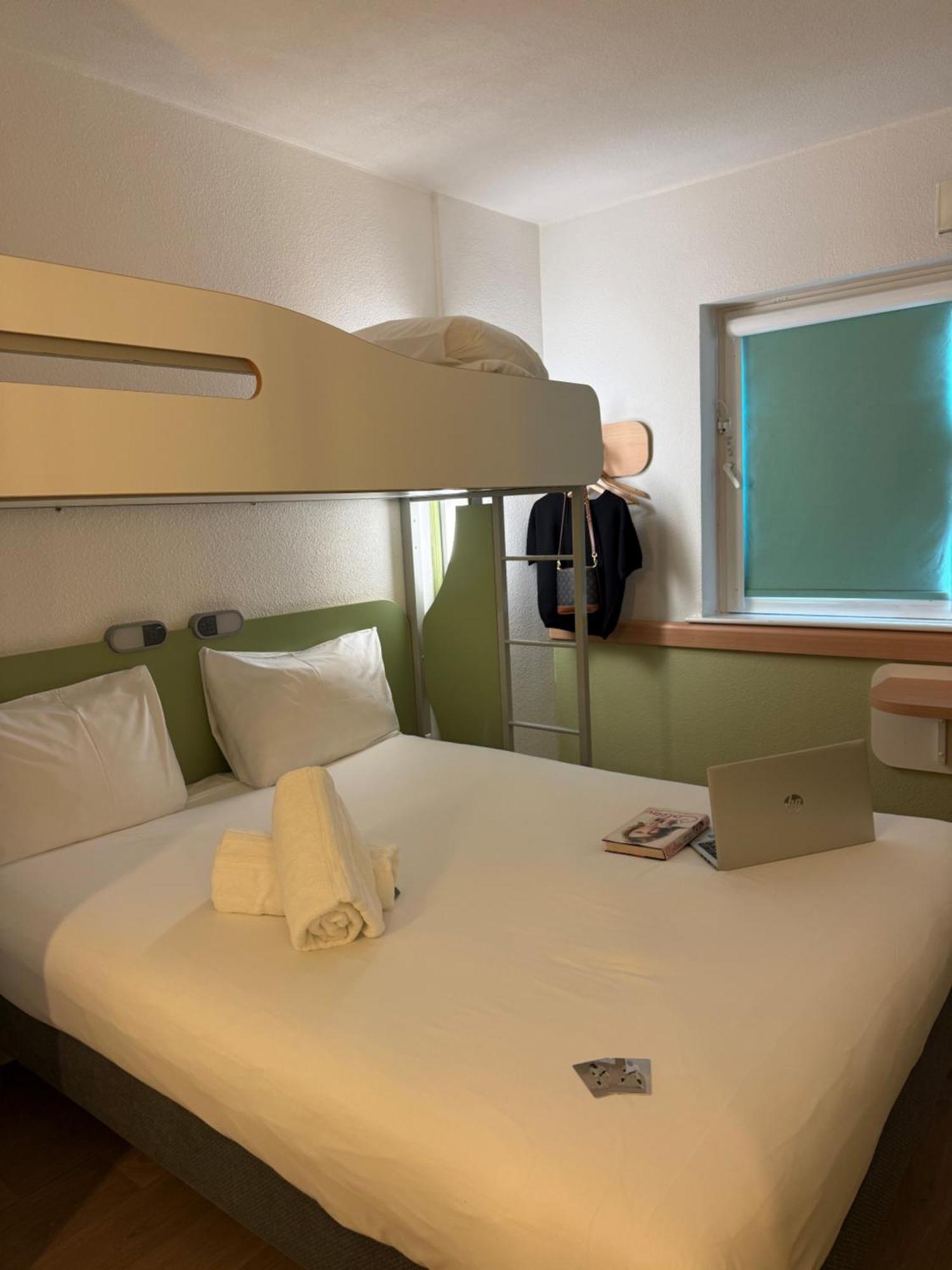 Triple Room One Double Bed One Bunk Bed