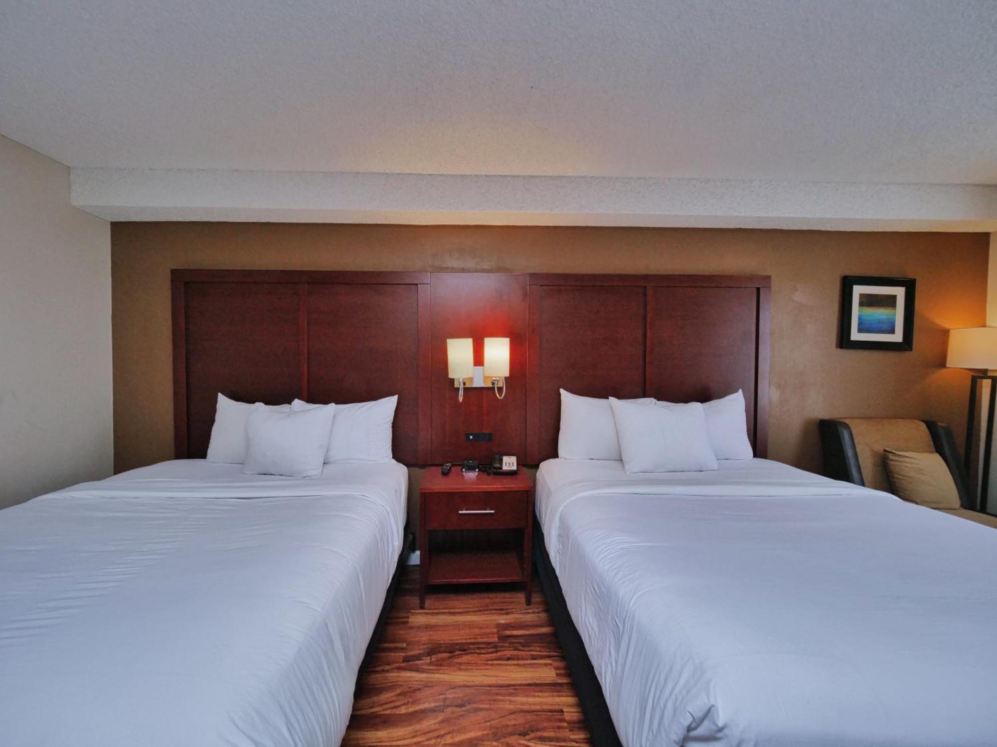 Queen Room Two Queen Beds Non-Smoking
