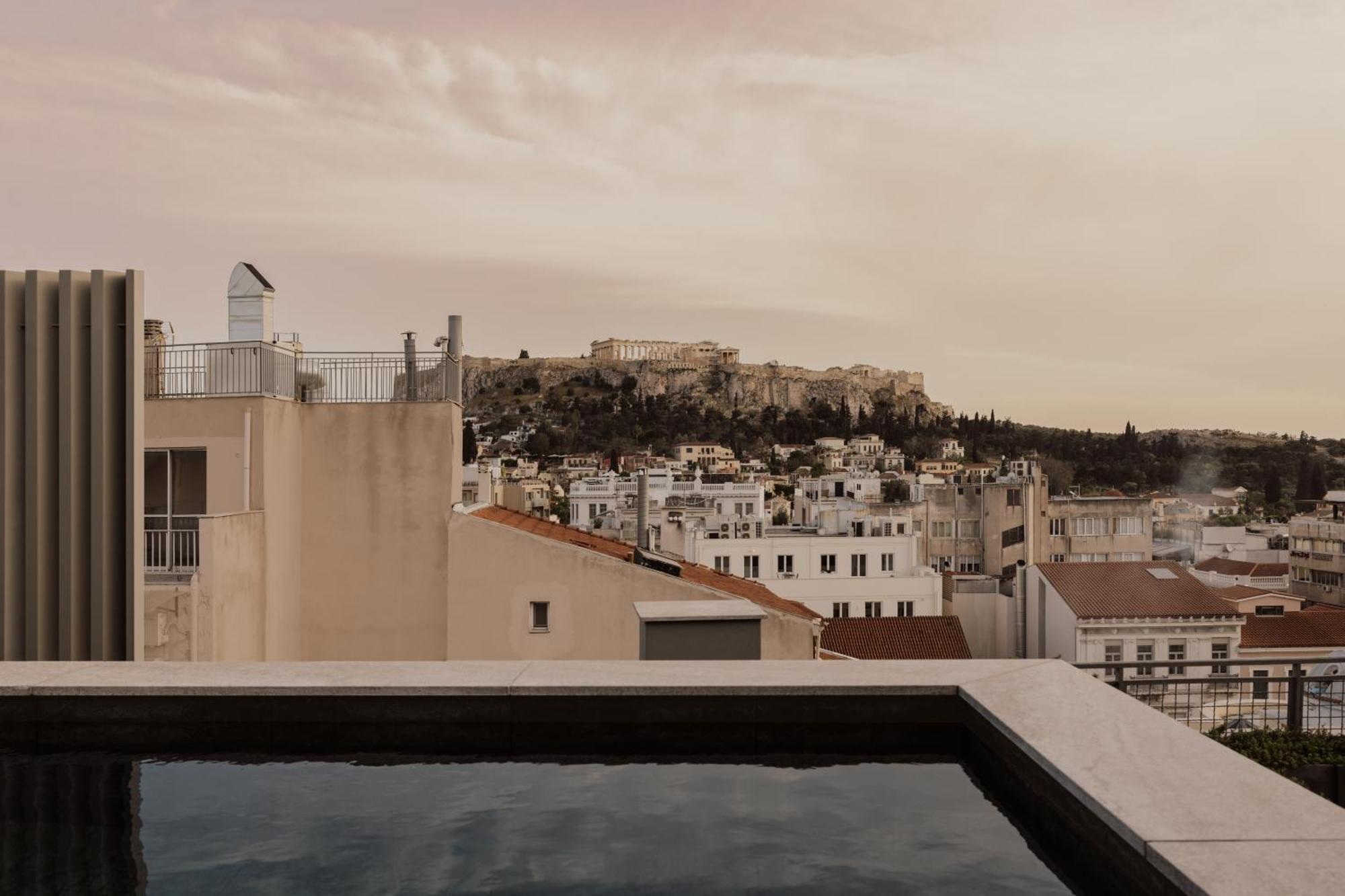 Penthouse Suite private swimming pool