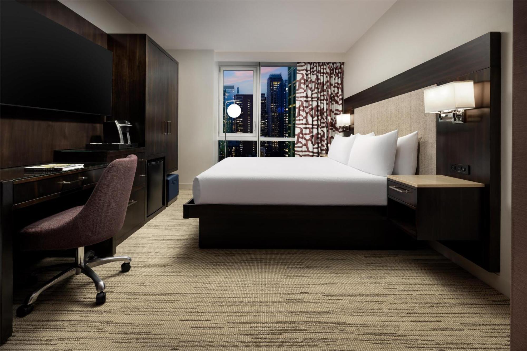 King Room City View Disability Access