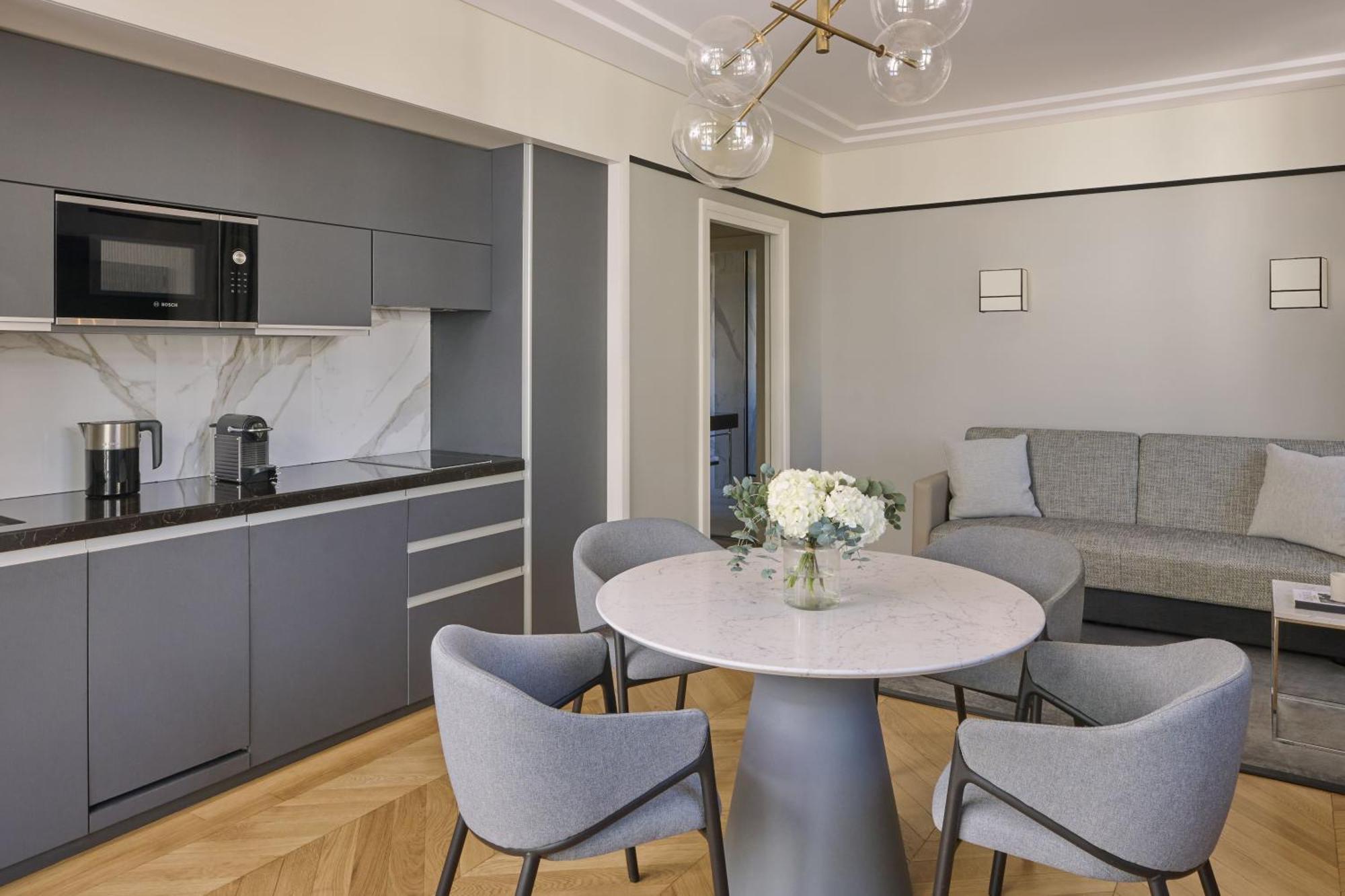 Suite Une Chambre Premier