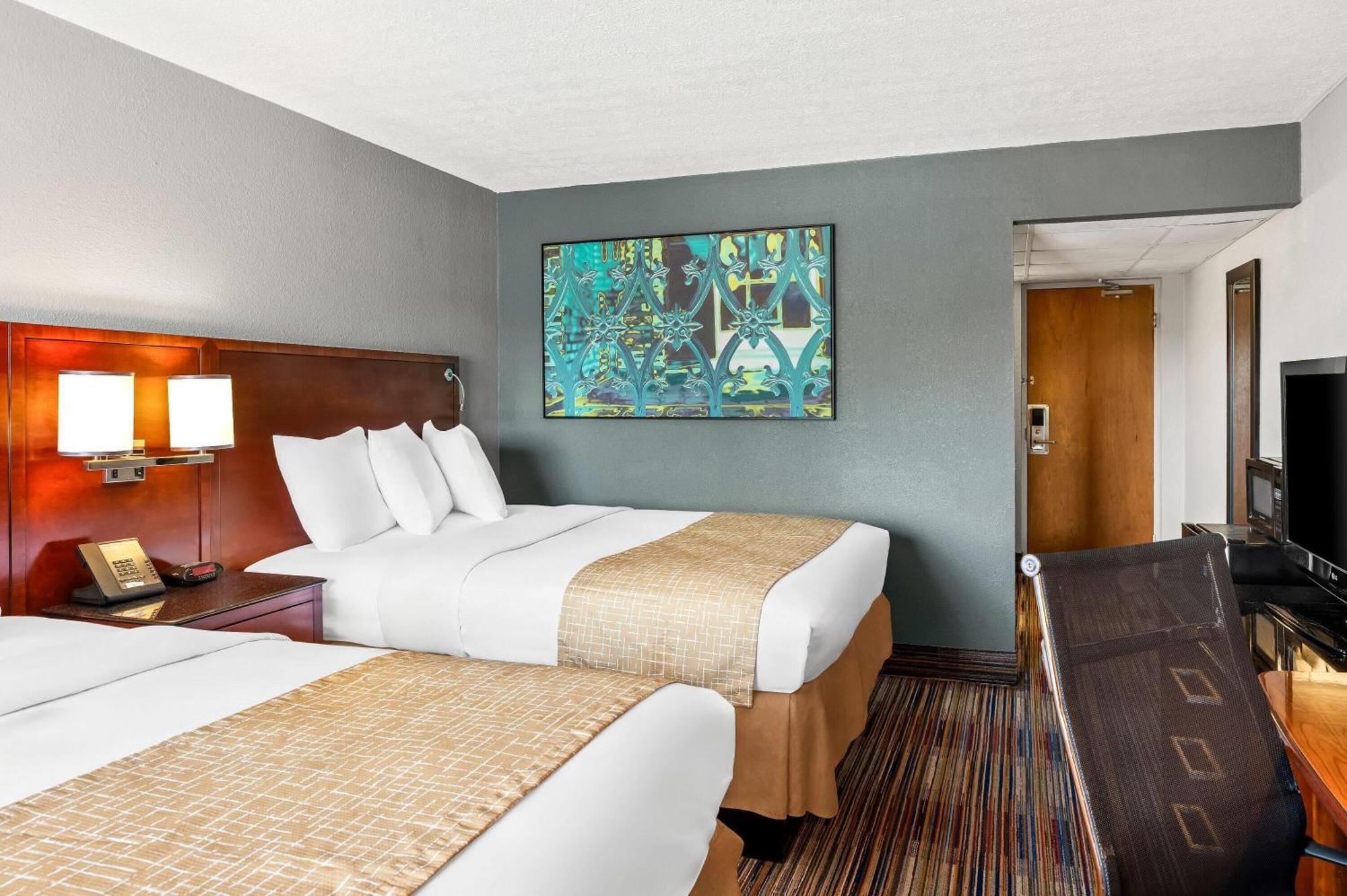 Queen Room with Two Queen Beds - Non-Smoking