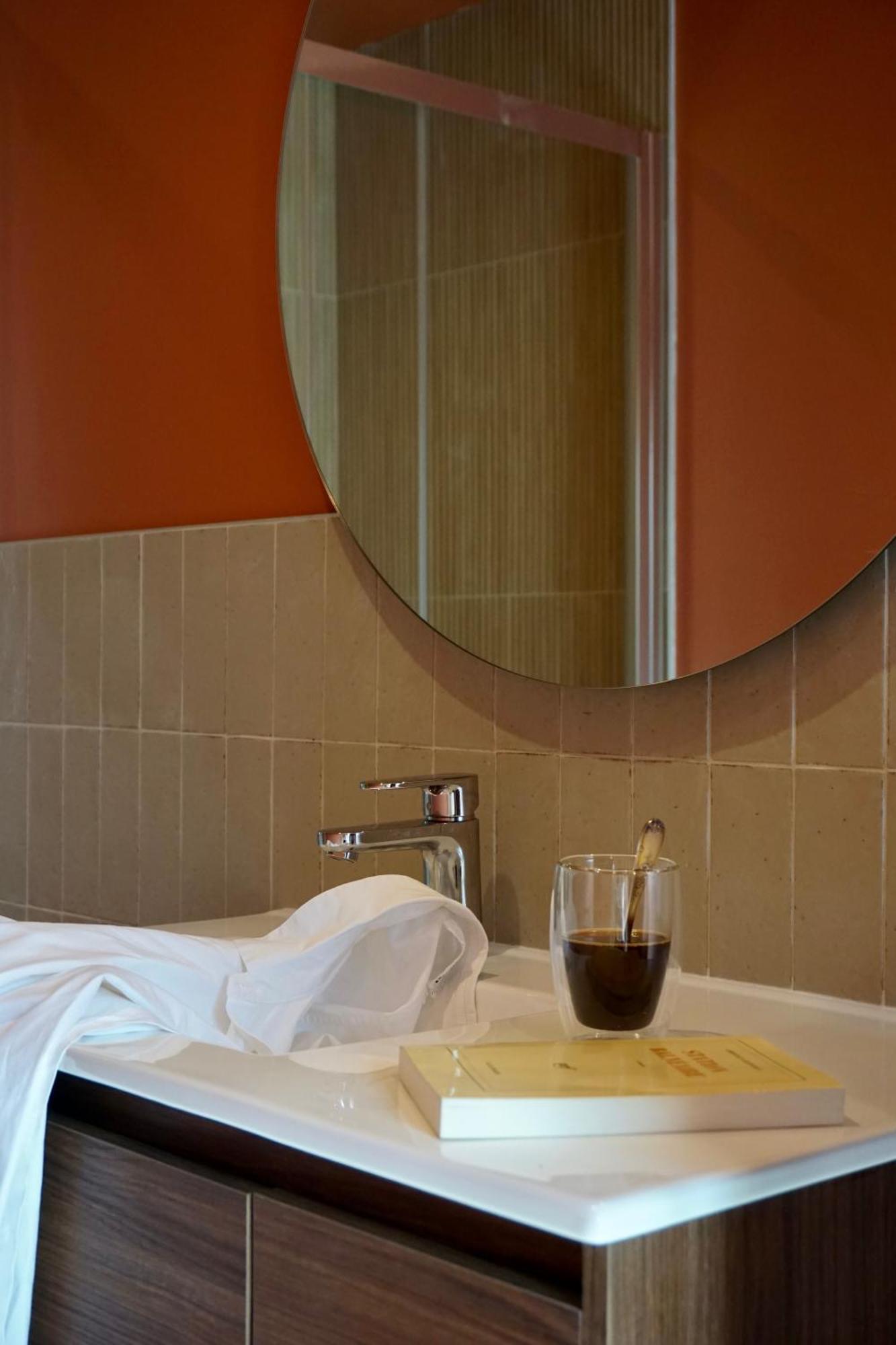Double Room,1683816436:JPEG