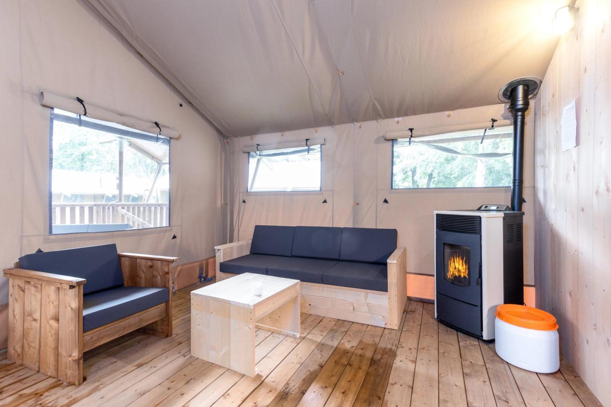 Tent 2