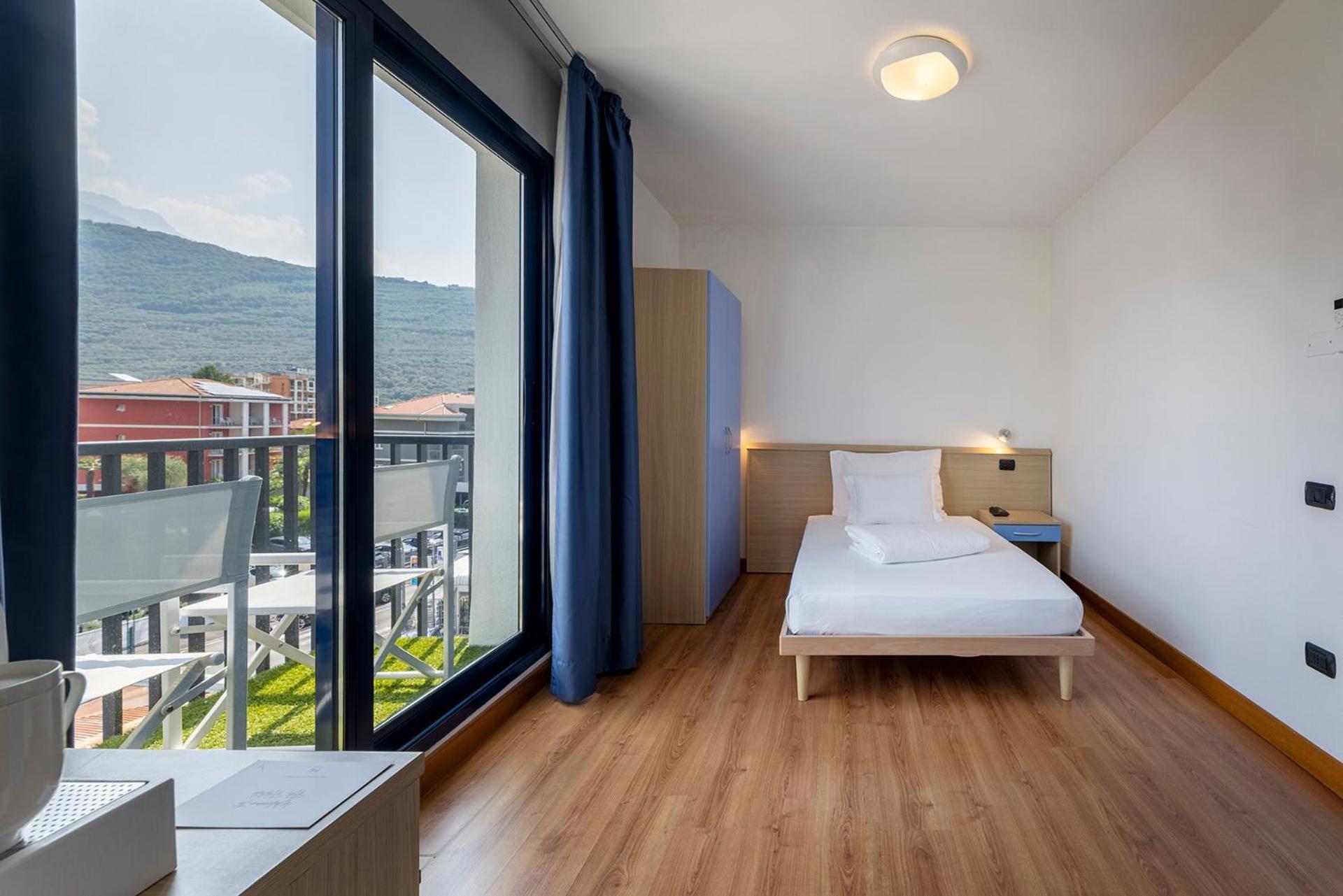 Deluxe Single Room Balcony,1685063502:JPEG