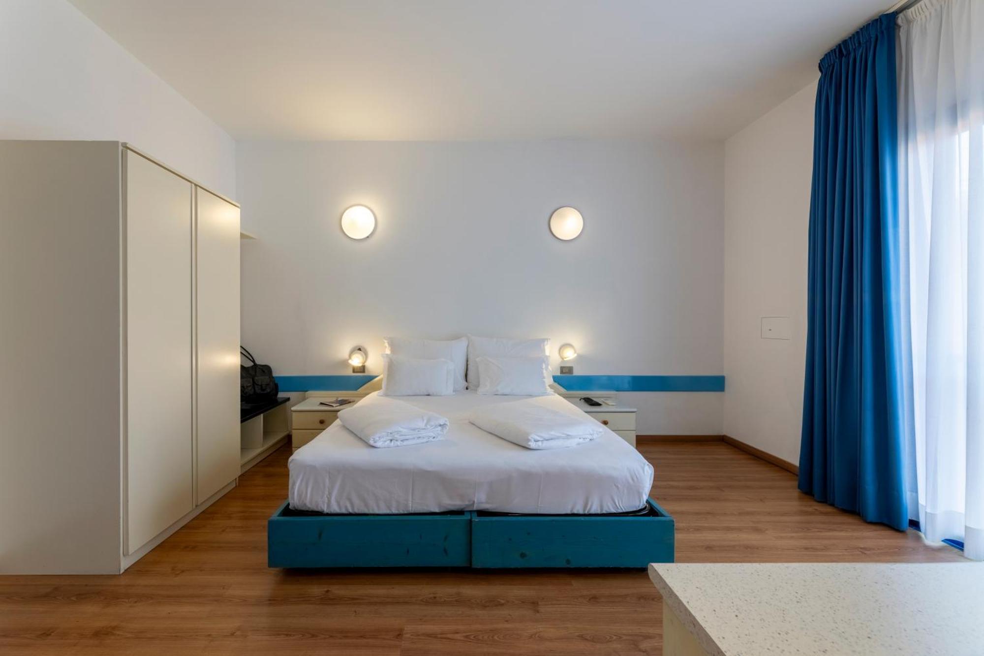 Classic Double or Twin Room Balcony,1685063570:JPEG