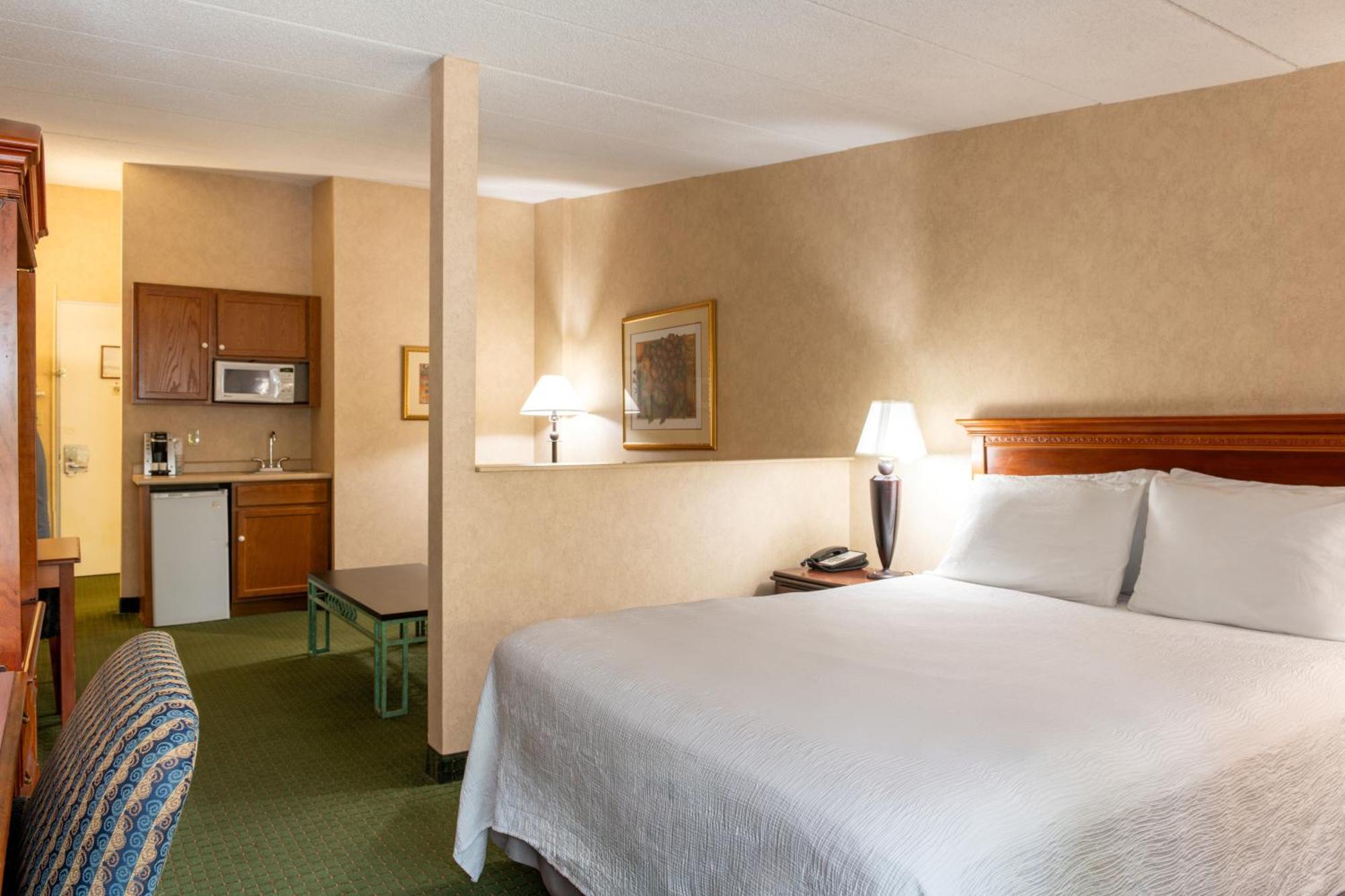Queen Room
