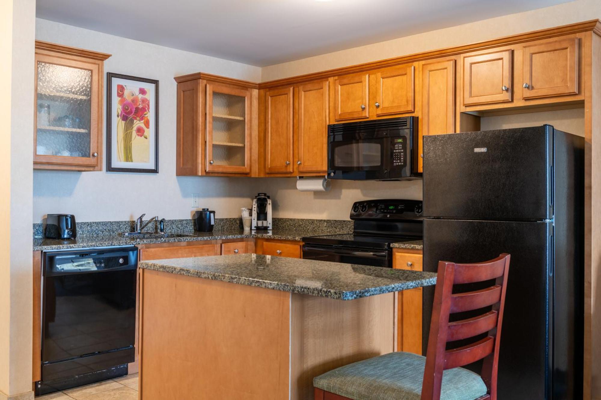 Deluxe King Suite