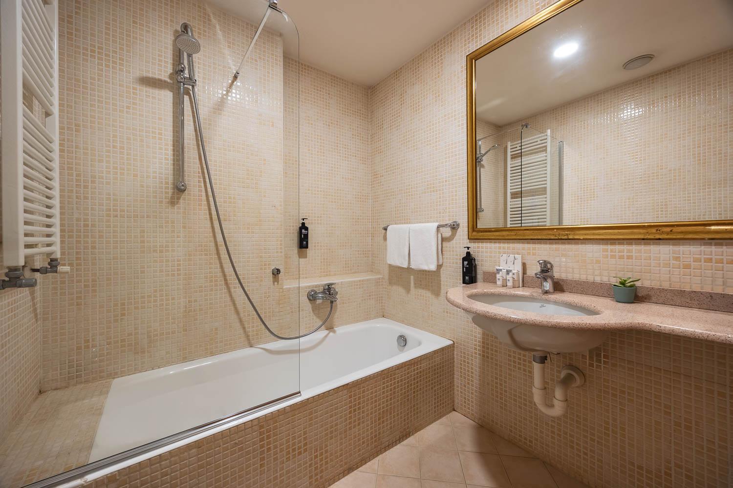 Superior Triple Room