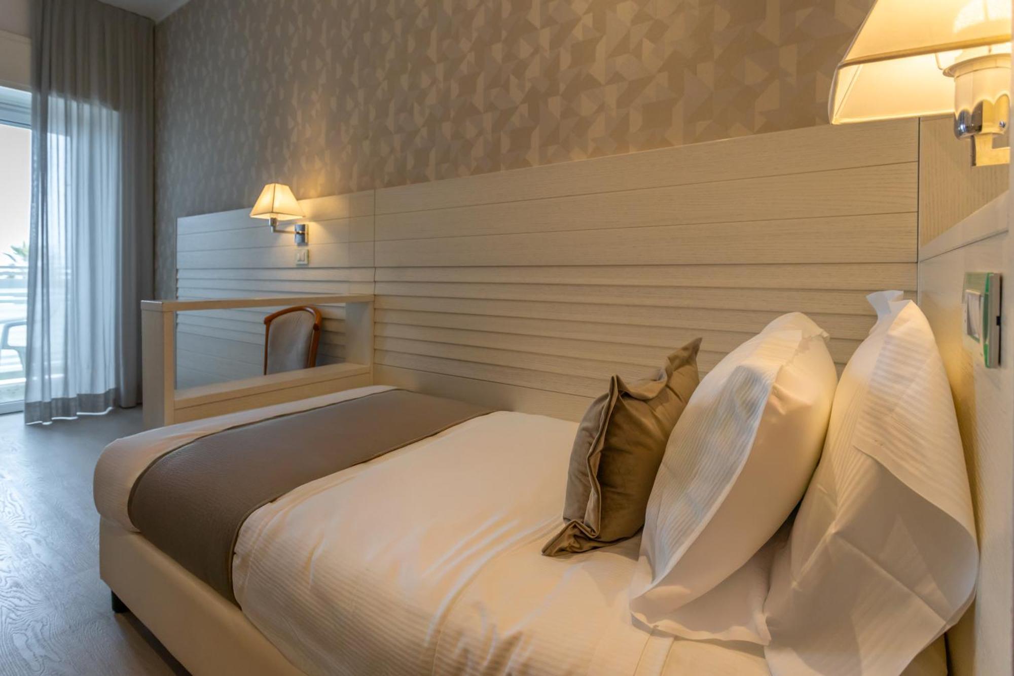 Single Room Sea View,1686523157:JPEG
