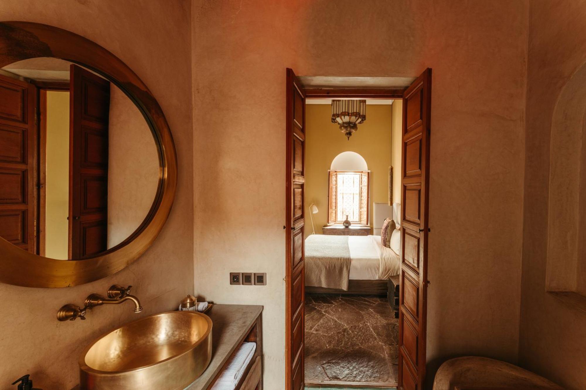 Deluxe King Suite