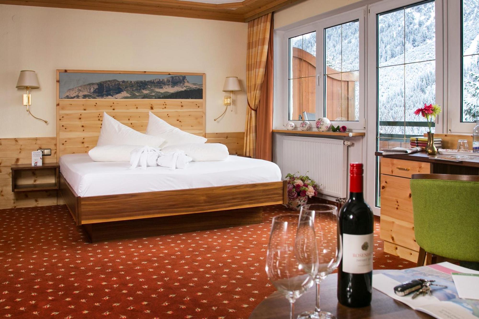Comfort Junior Suite the main building