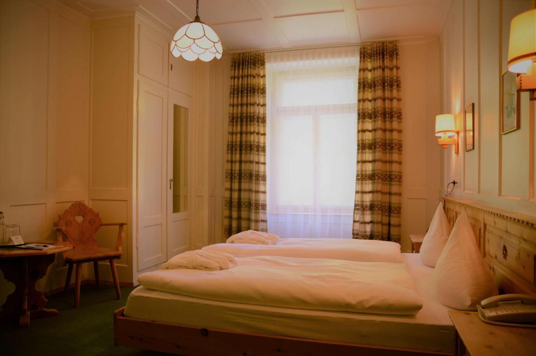 Single Room Mountain View