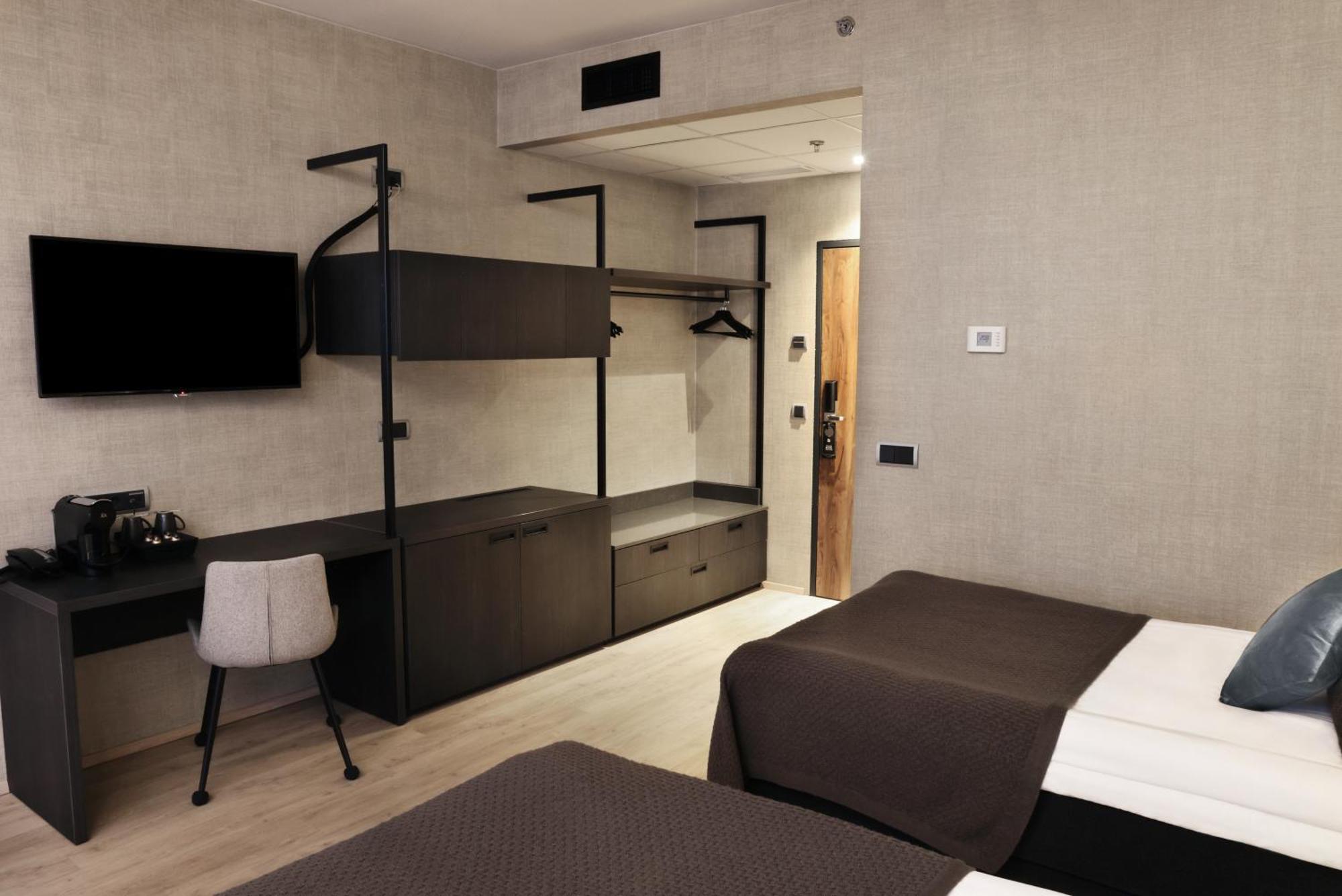 Atrium View Twin Room