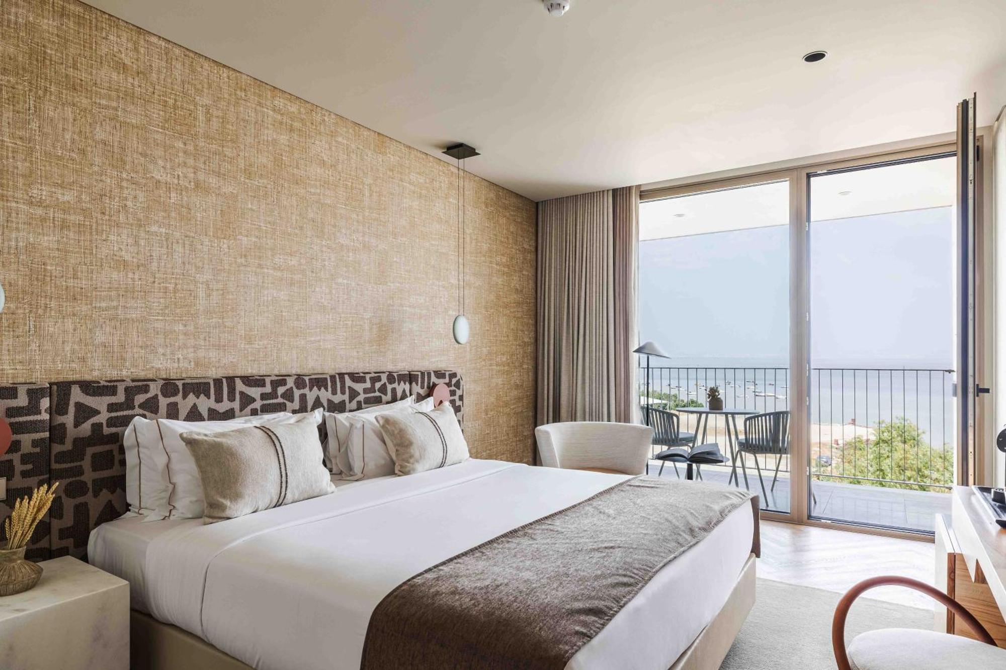 Double or Twin Room River View