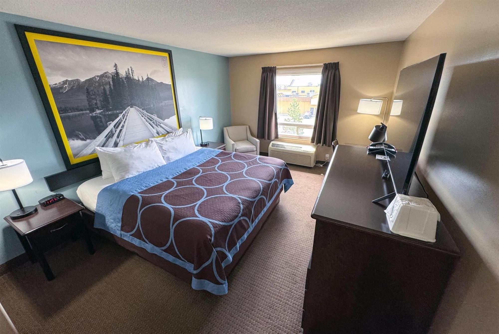 Standard King Room