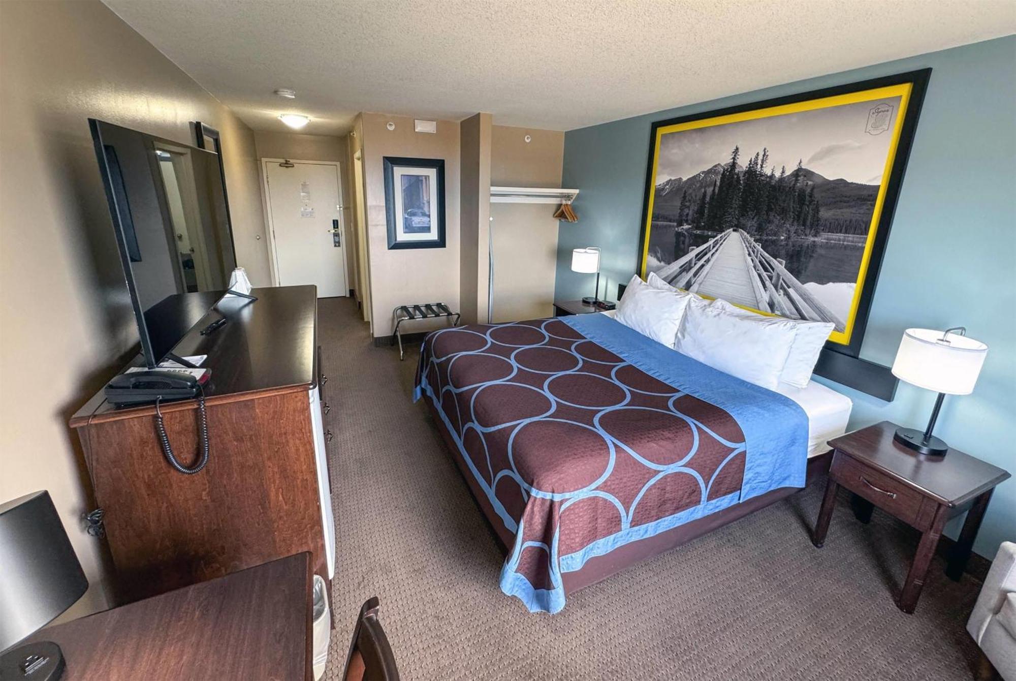 Standard King Room