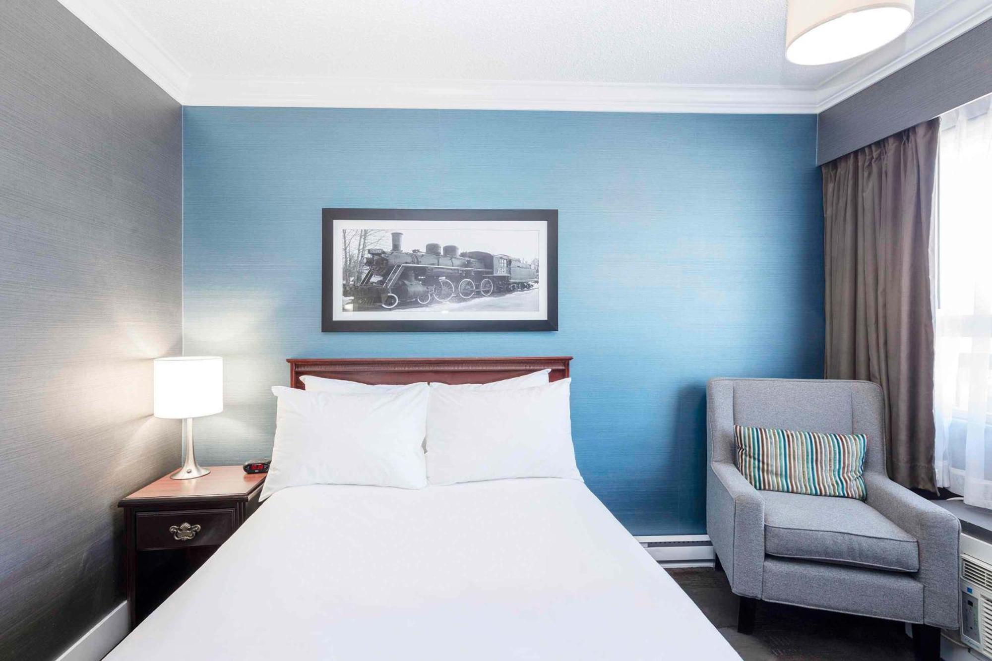 Standard Room 1 Double Bed