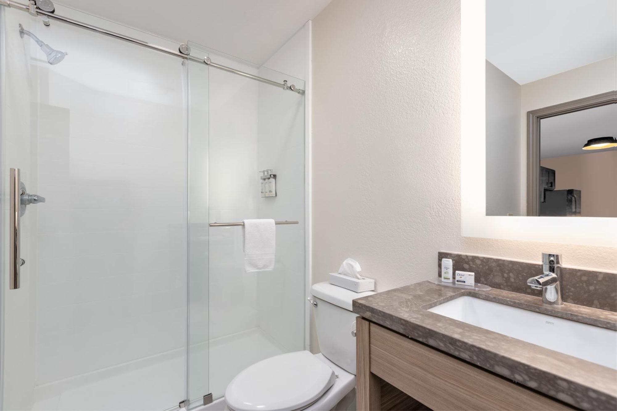 King Studio Suite