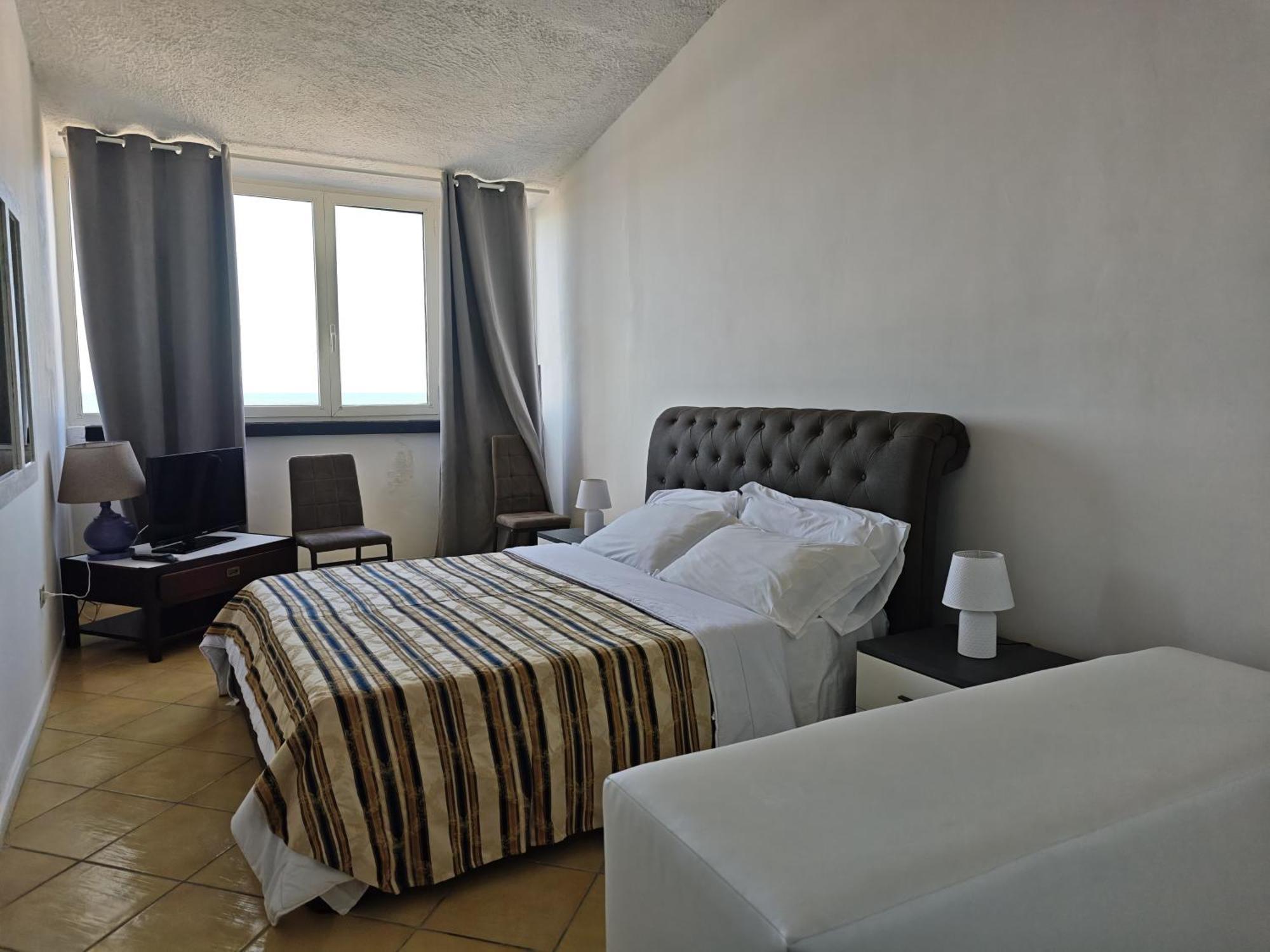 Deluxe Suite Sea View