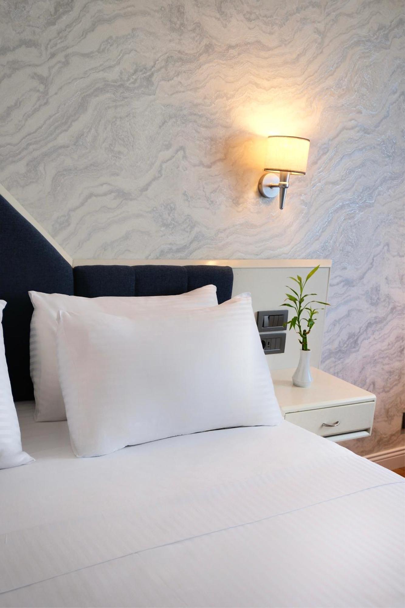 Superior King Room SPA Access