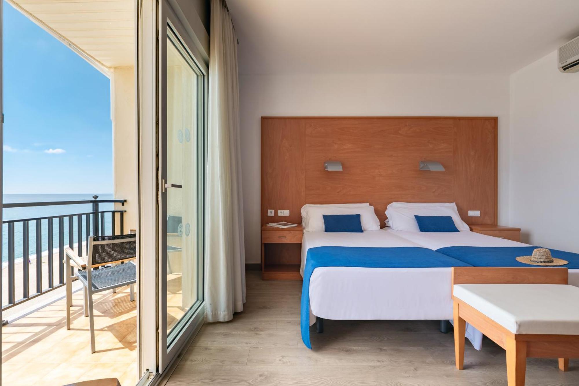 Twin Room Sea View