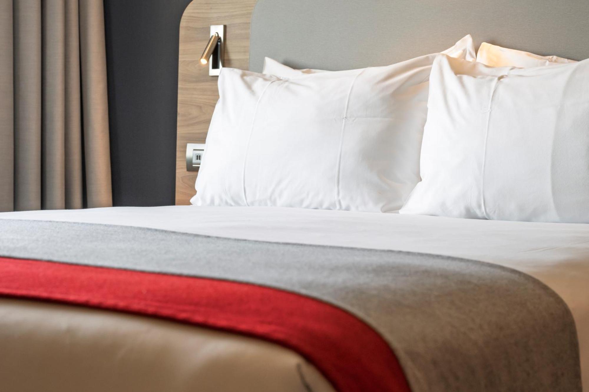 Standard Room,1698908453:JPEG