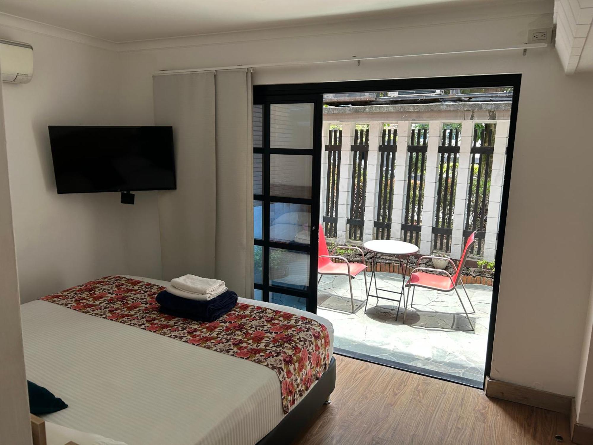 Deluxe King Room Patio