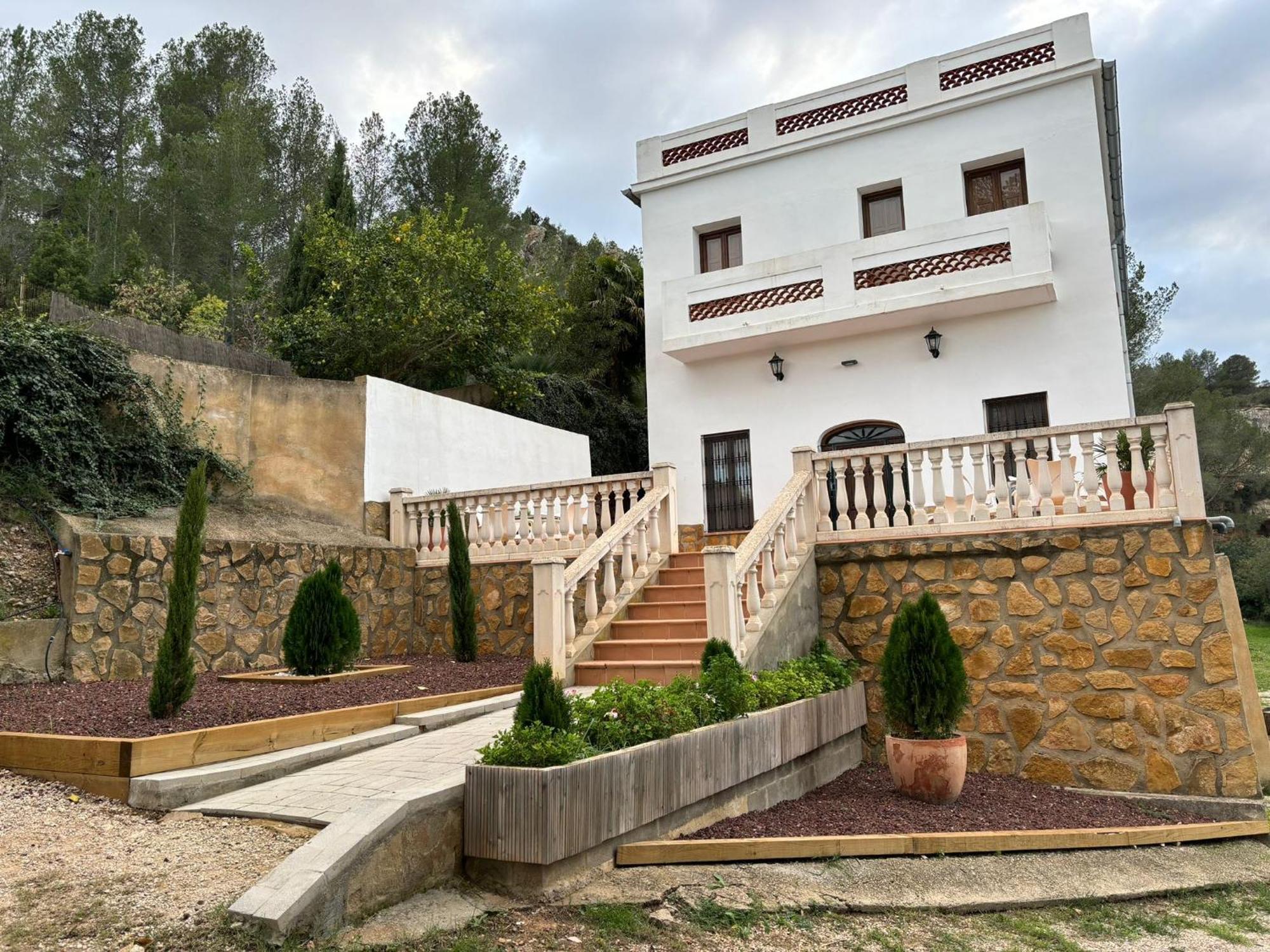 Villa,1693268006:JPEG