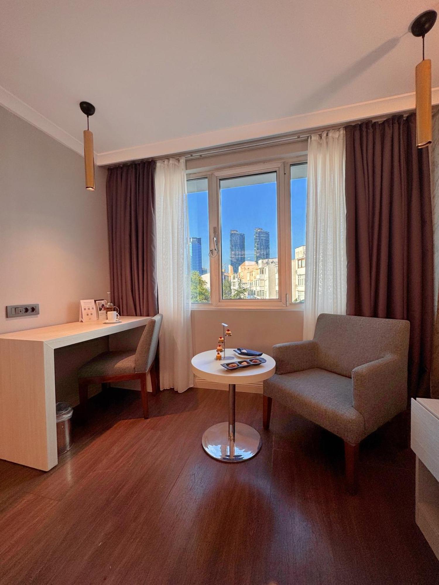 Deluxe Twin Room - Free SPA Access