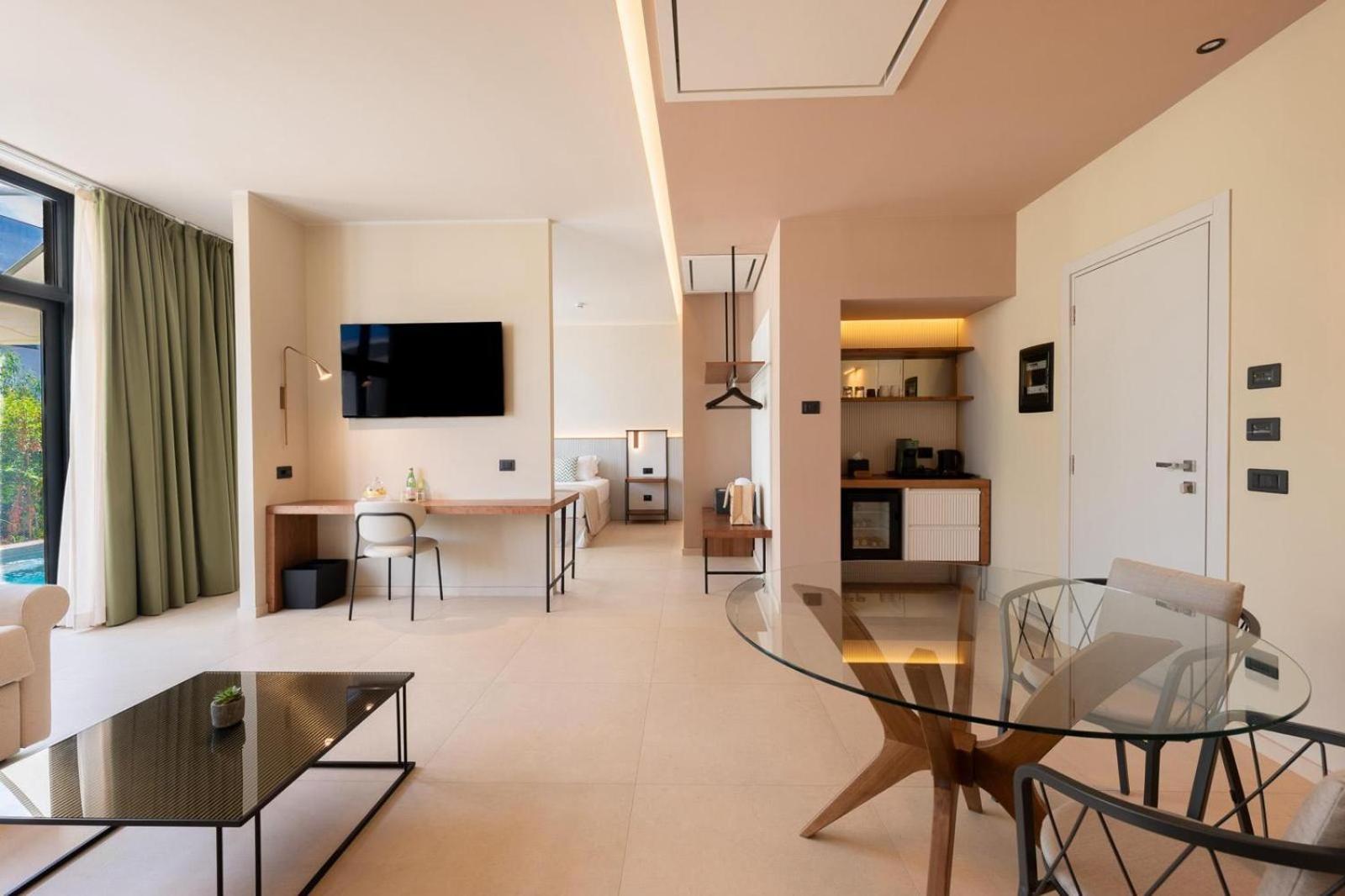 Suite Private Pool