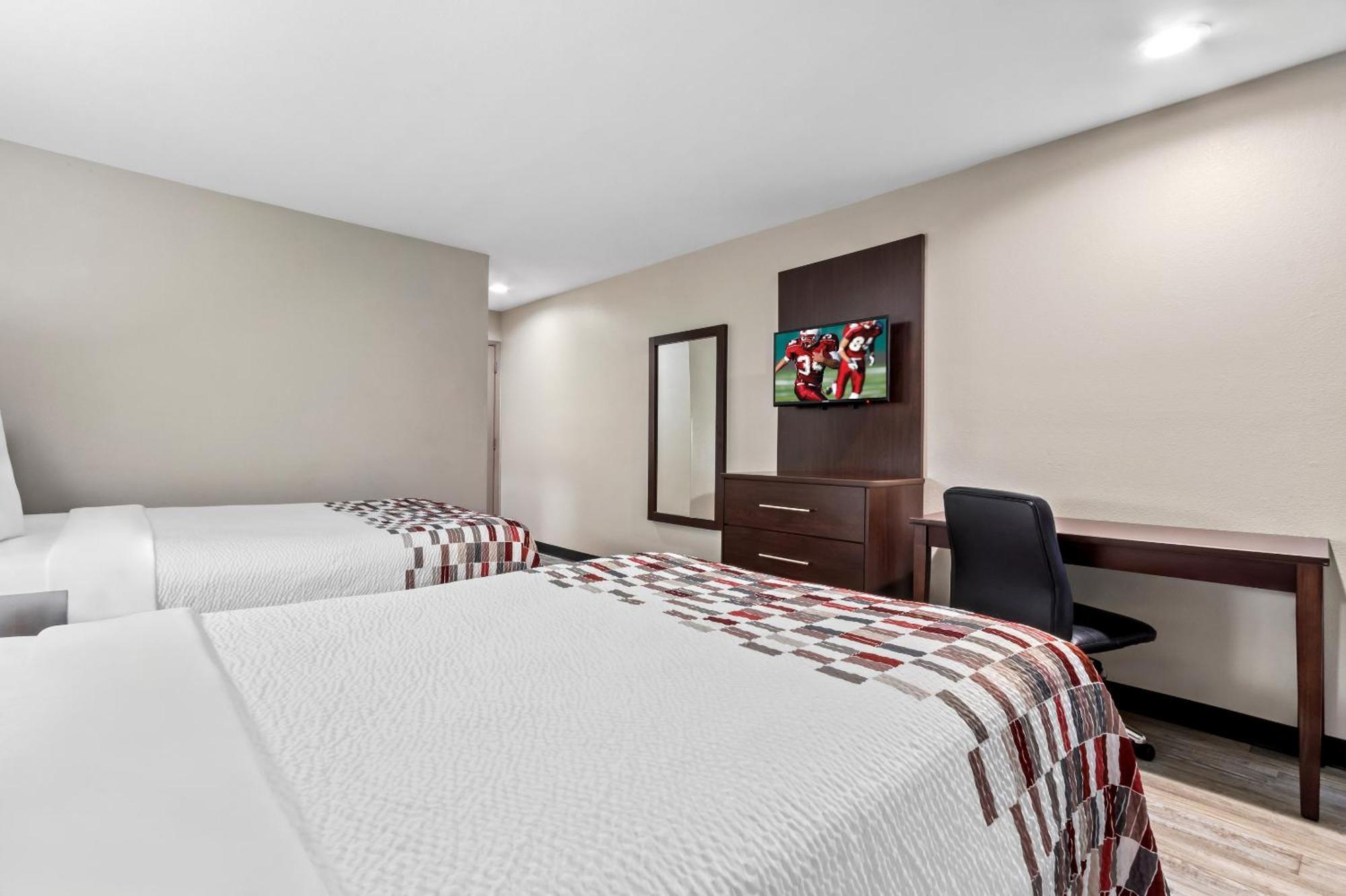 Standard Room Two Double Beds Smoke