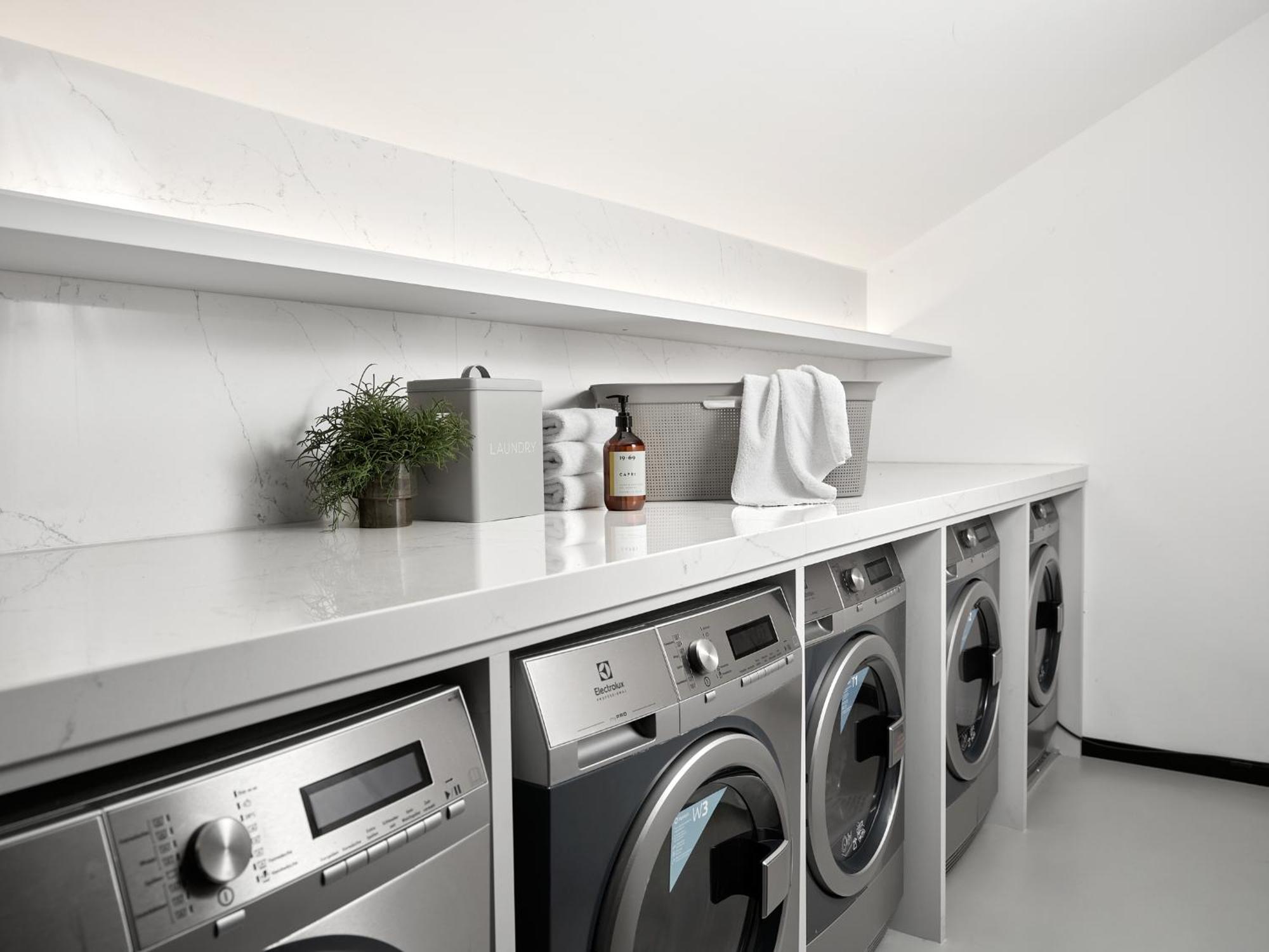 Compact Studio Kitchen