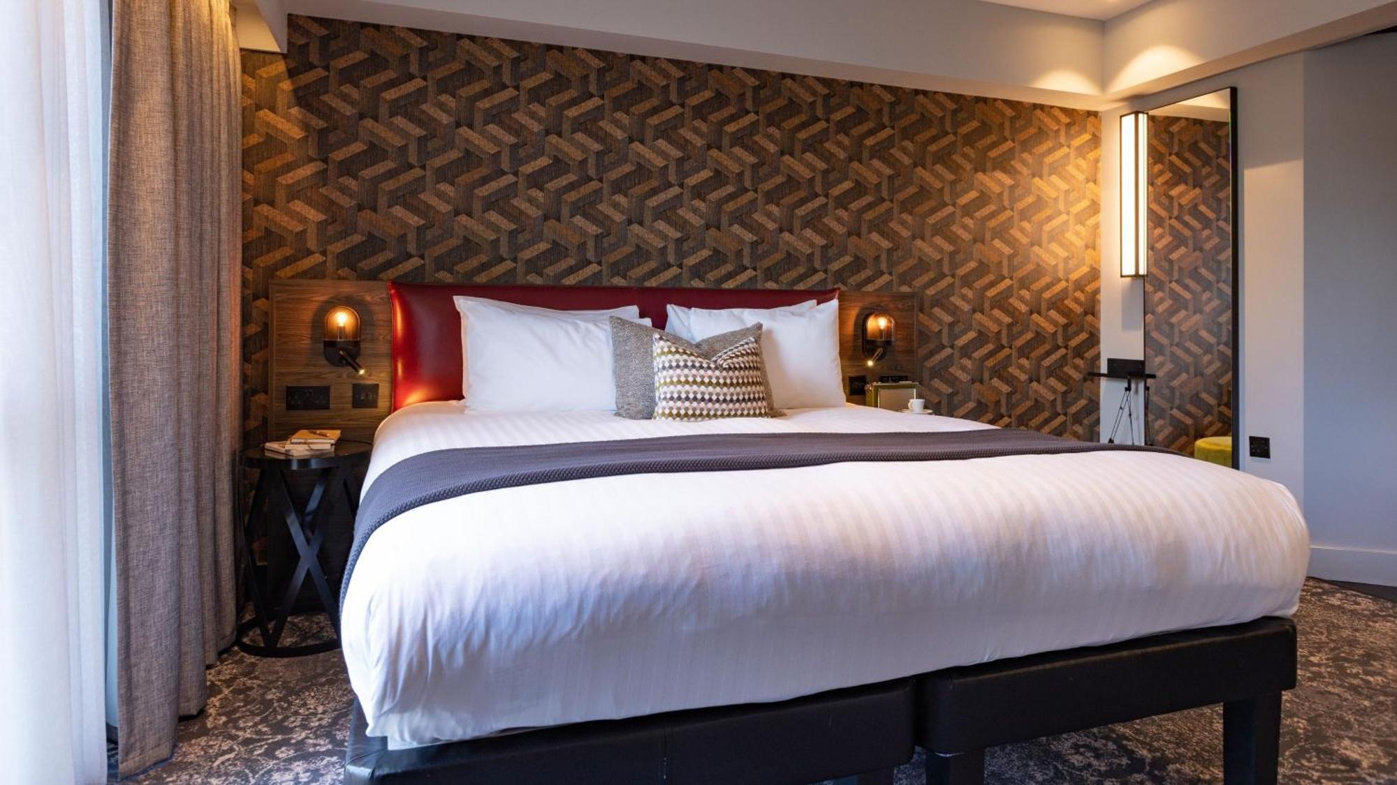 Premium King Room