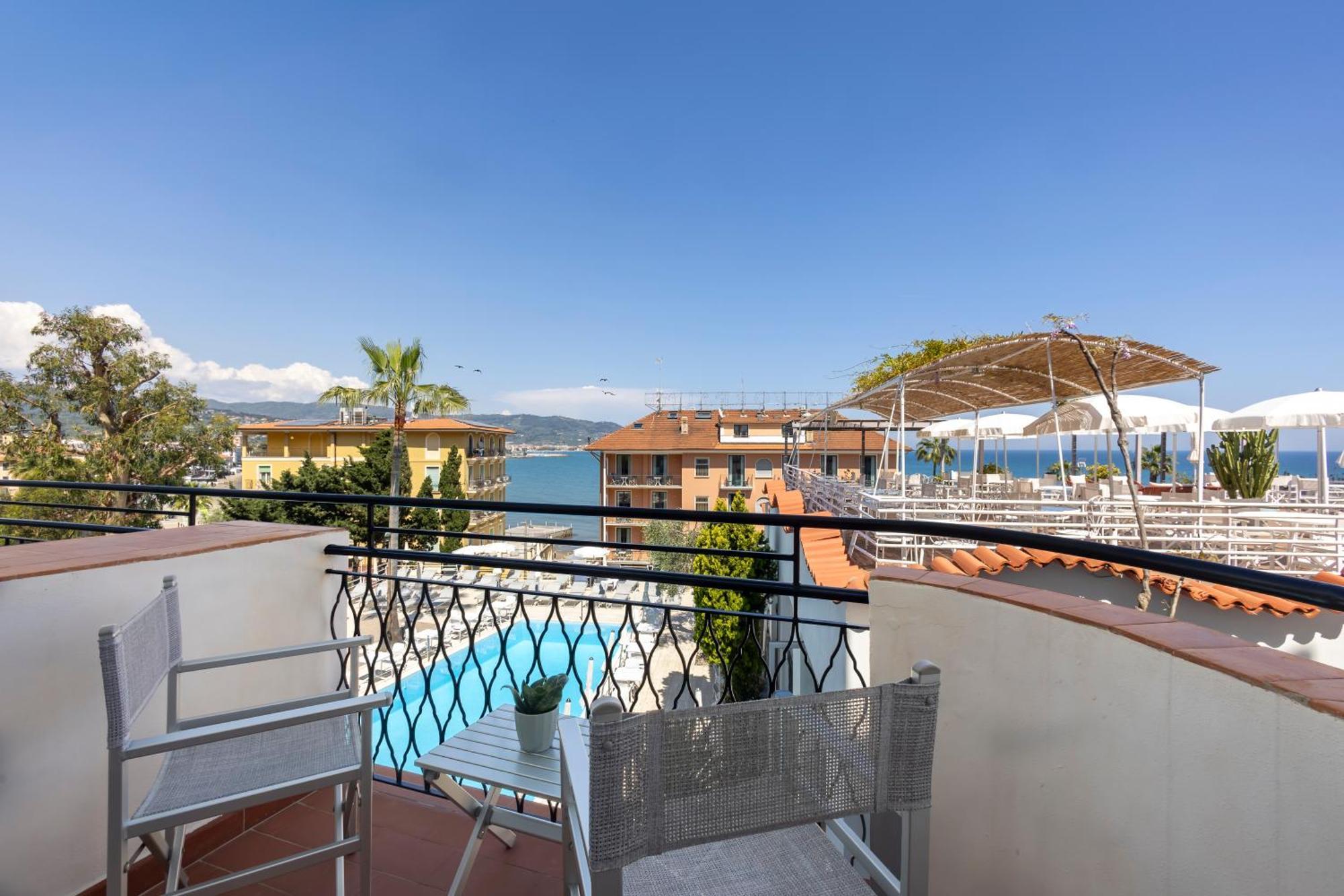 Superior Double Room Balcony Sea View