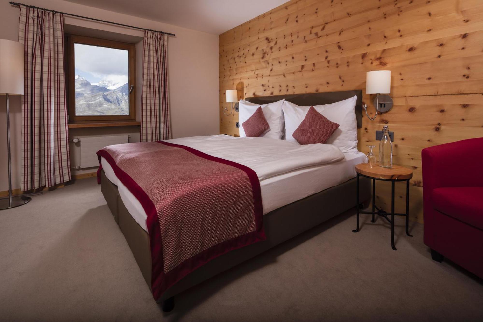 Double Room Partial Matterhorn View