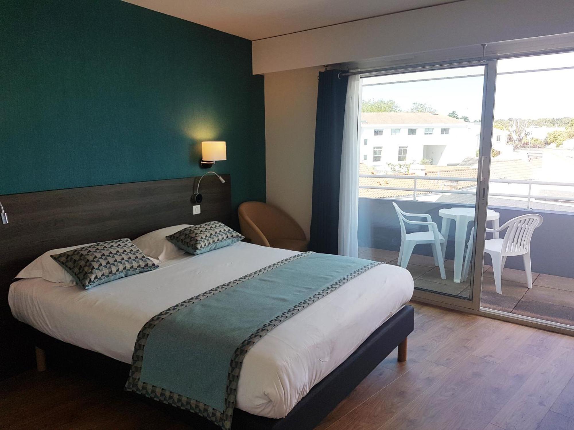 Superior Double Room,1697778922:JPEG